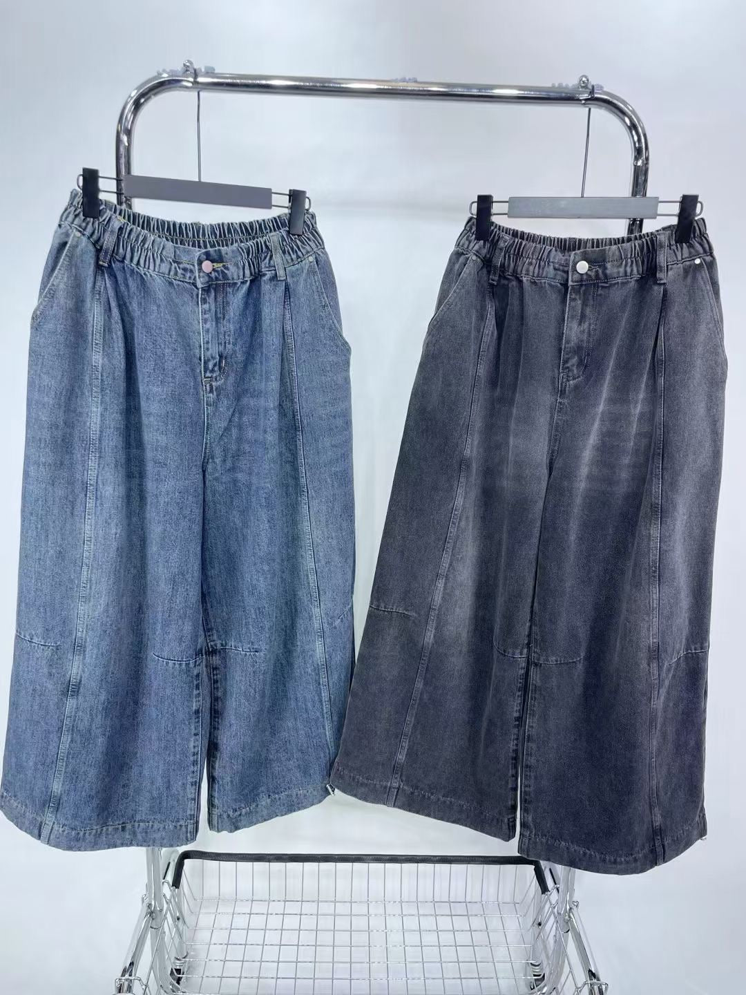 【SALE】洗水色可束腳牛仔褲|2 col