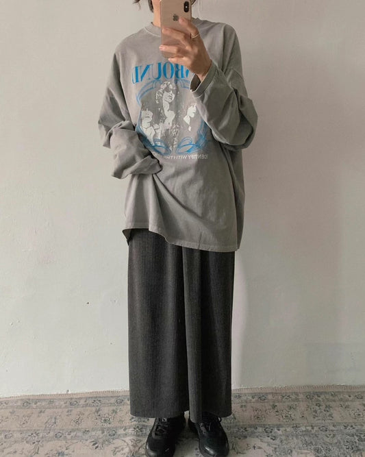 UNBOUND print top|炭灰