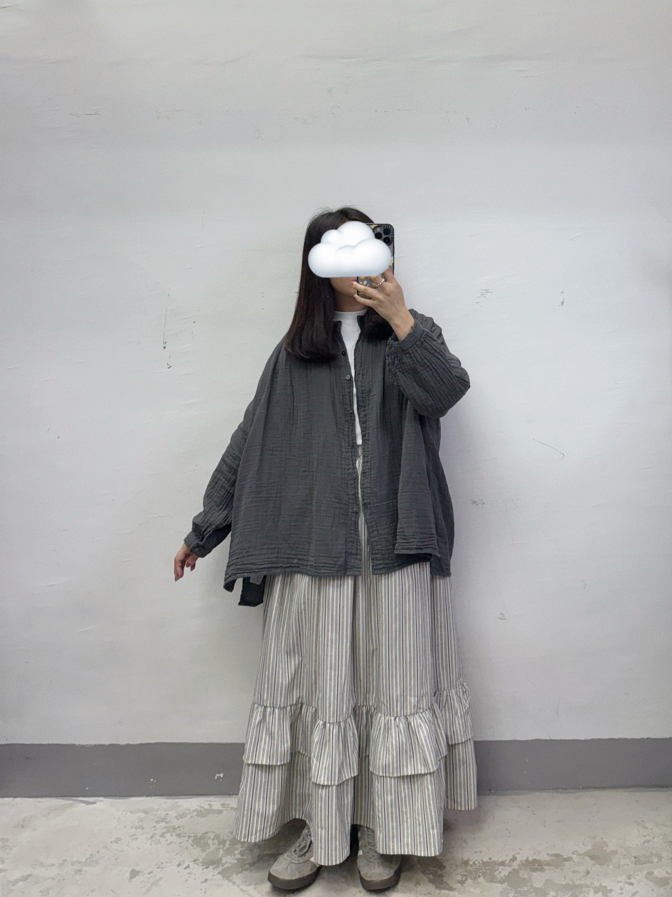 【SALE】挺身直紋ruffle邊半身裙丨 米杏 黑