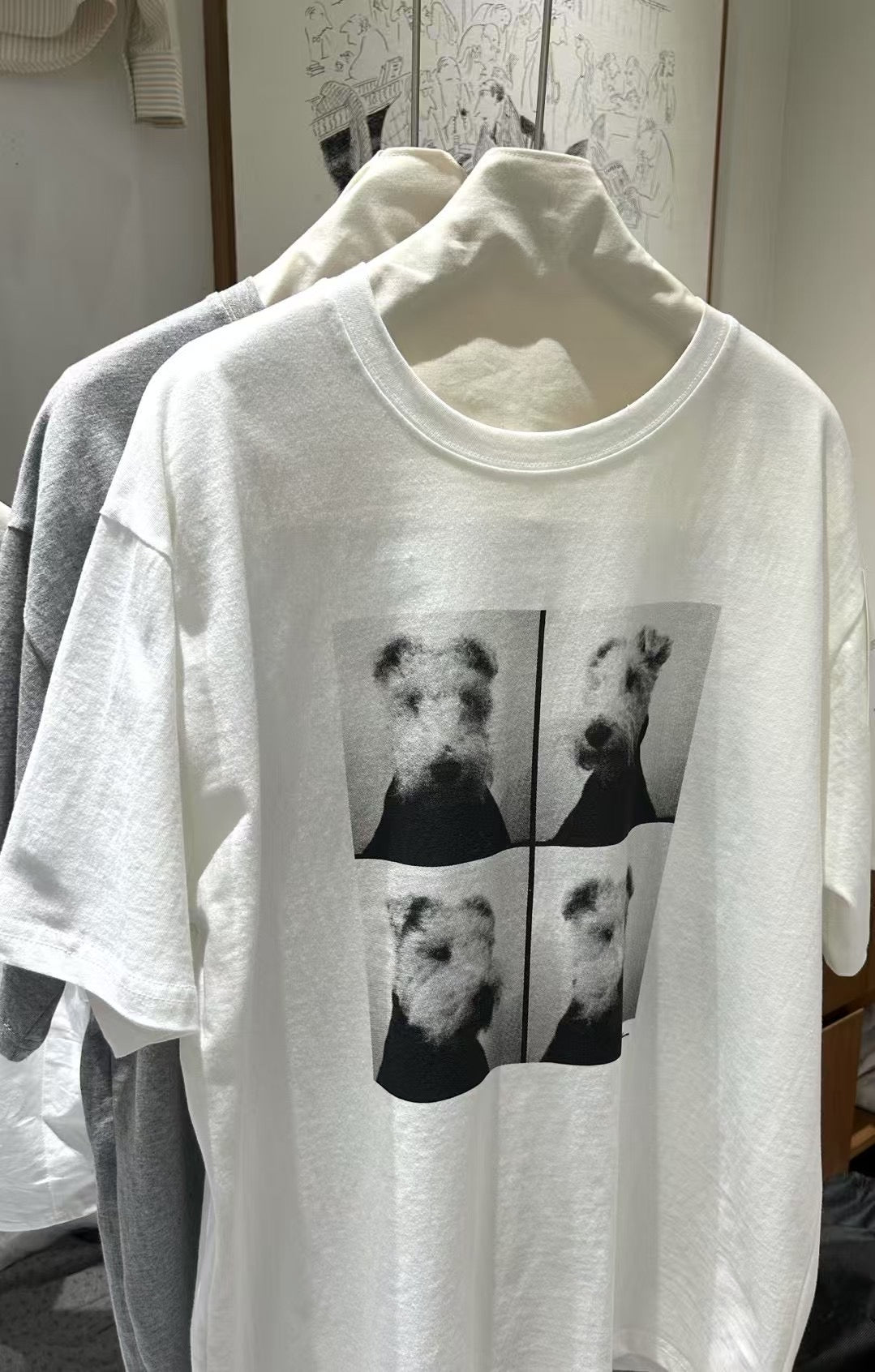 四格狗狗print tee丨白