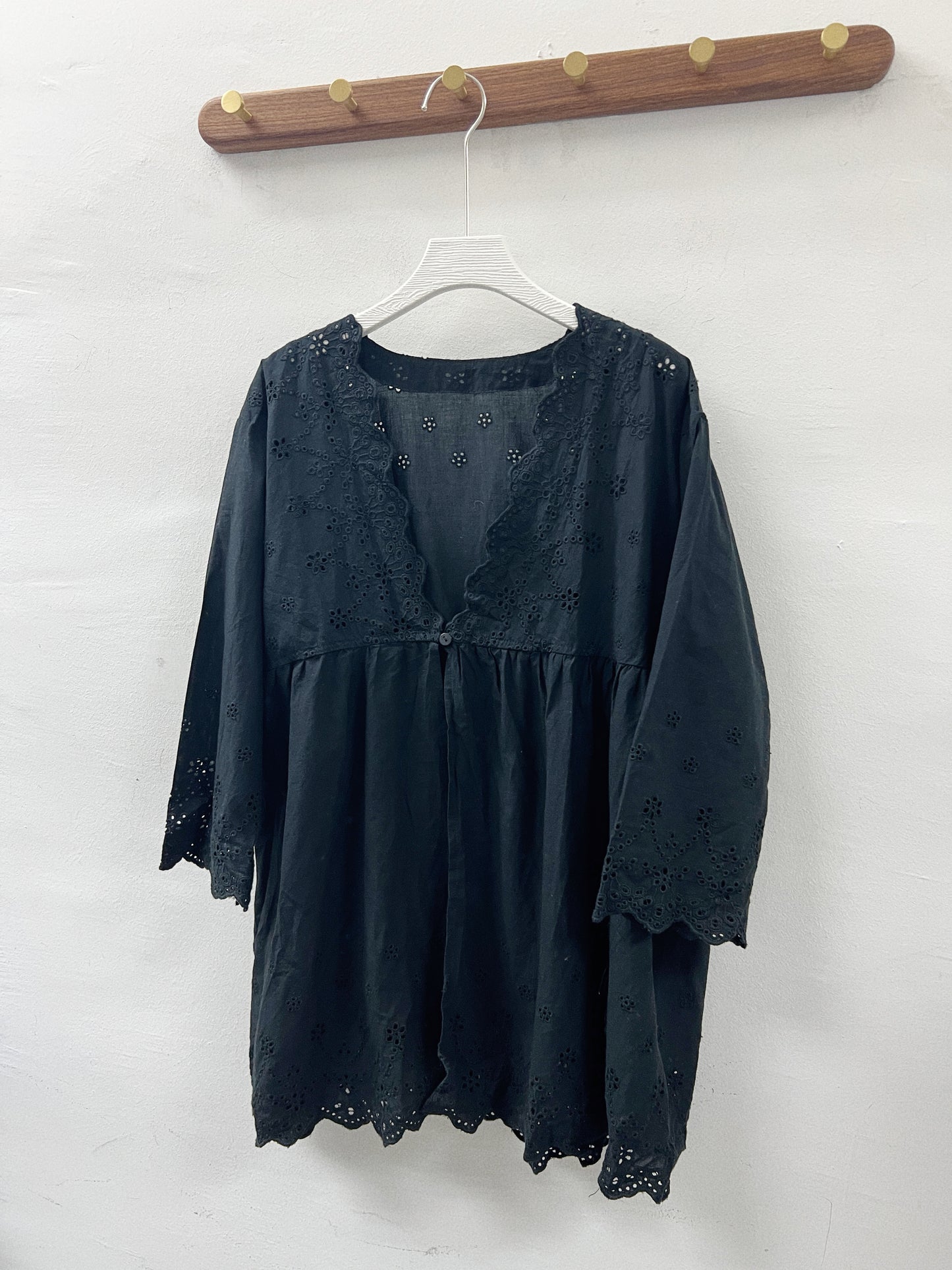 【SALE】v領通花外襯|2 col