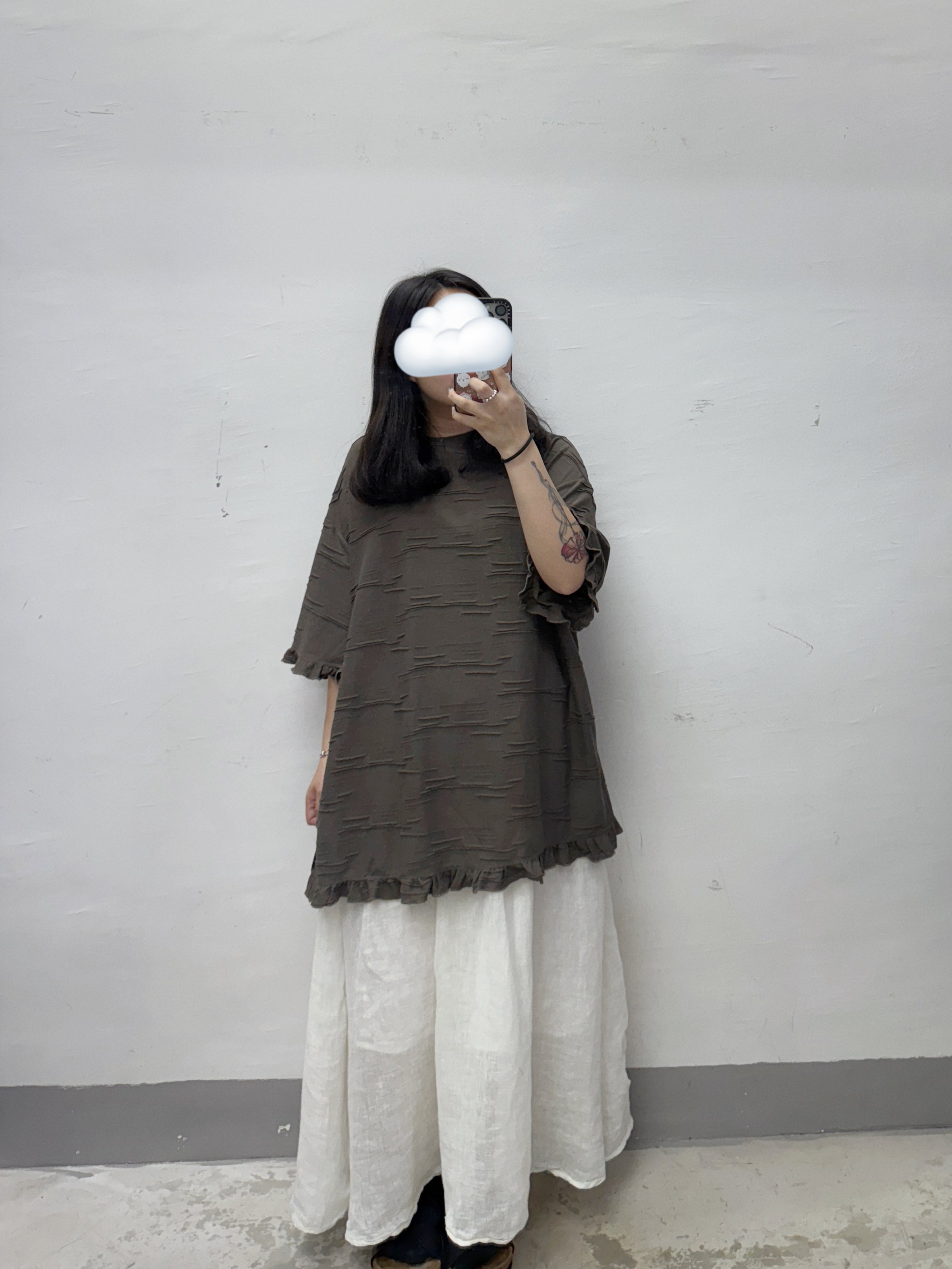oversize暗紋ruffle top丨米白