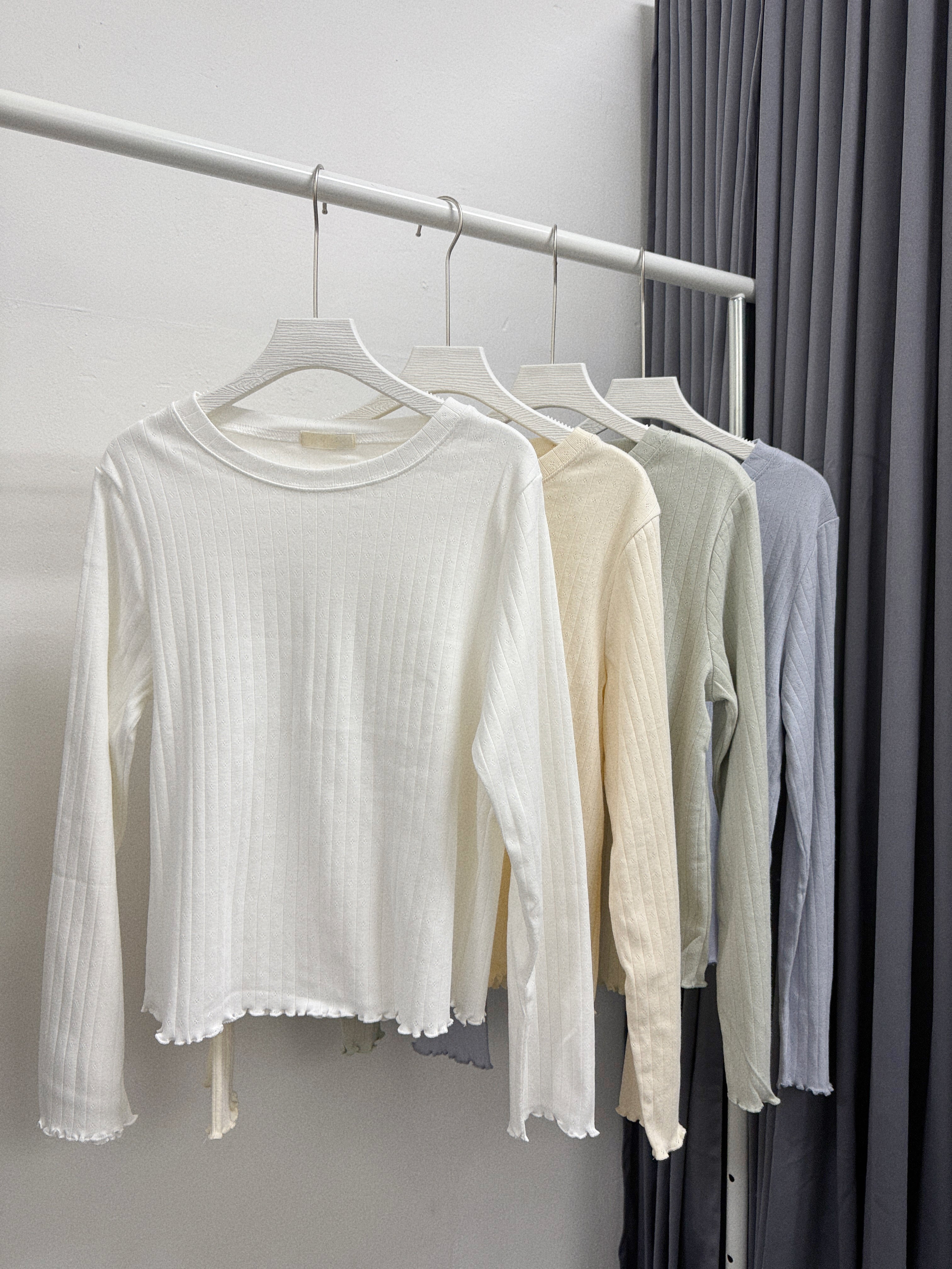 【SALE】暗條紋點點basic top|4 col