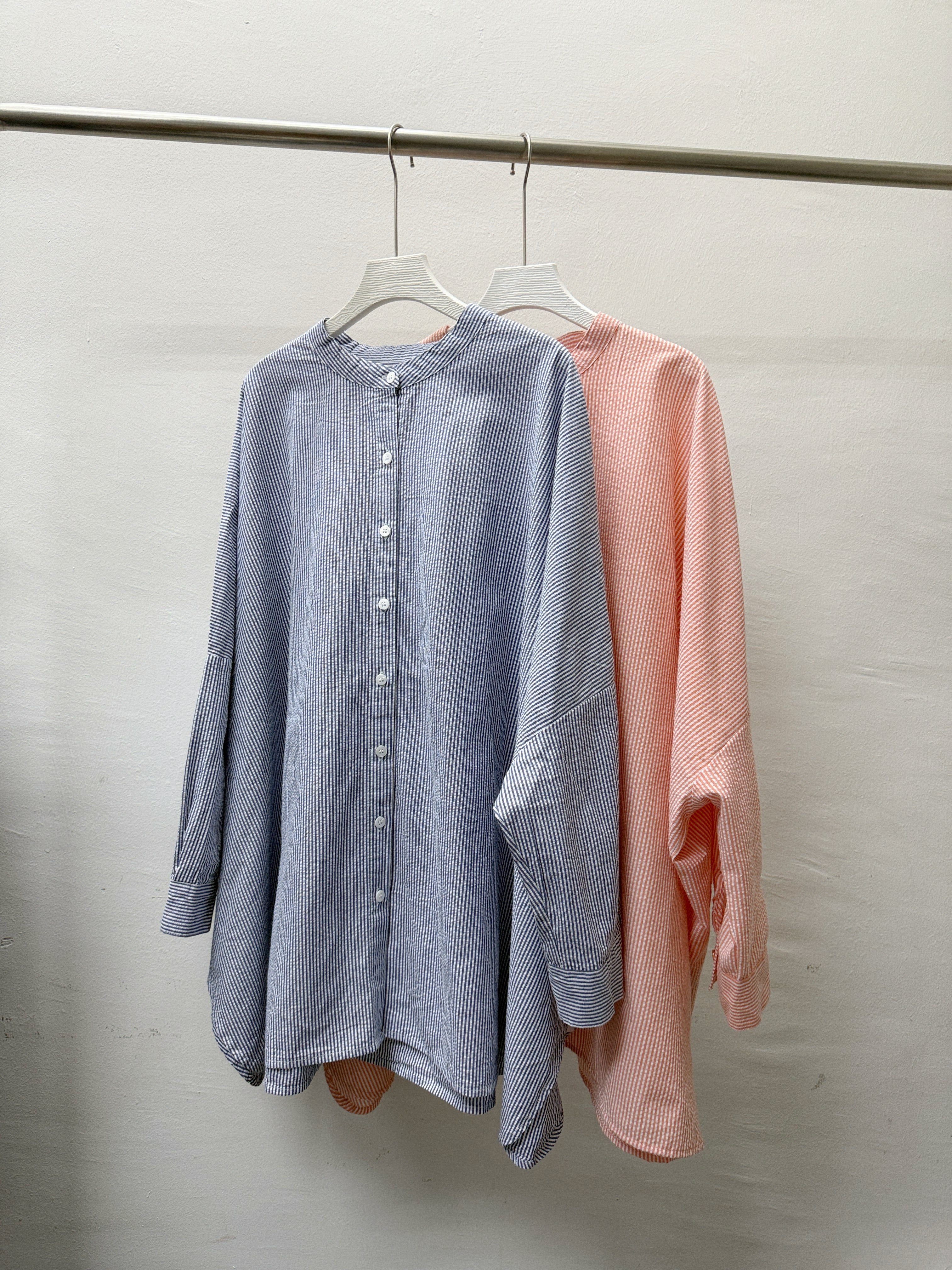 【SALE】圓領條紋闊型開胸上衣丨藍