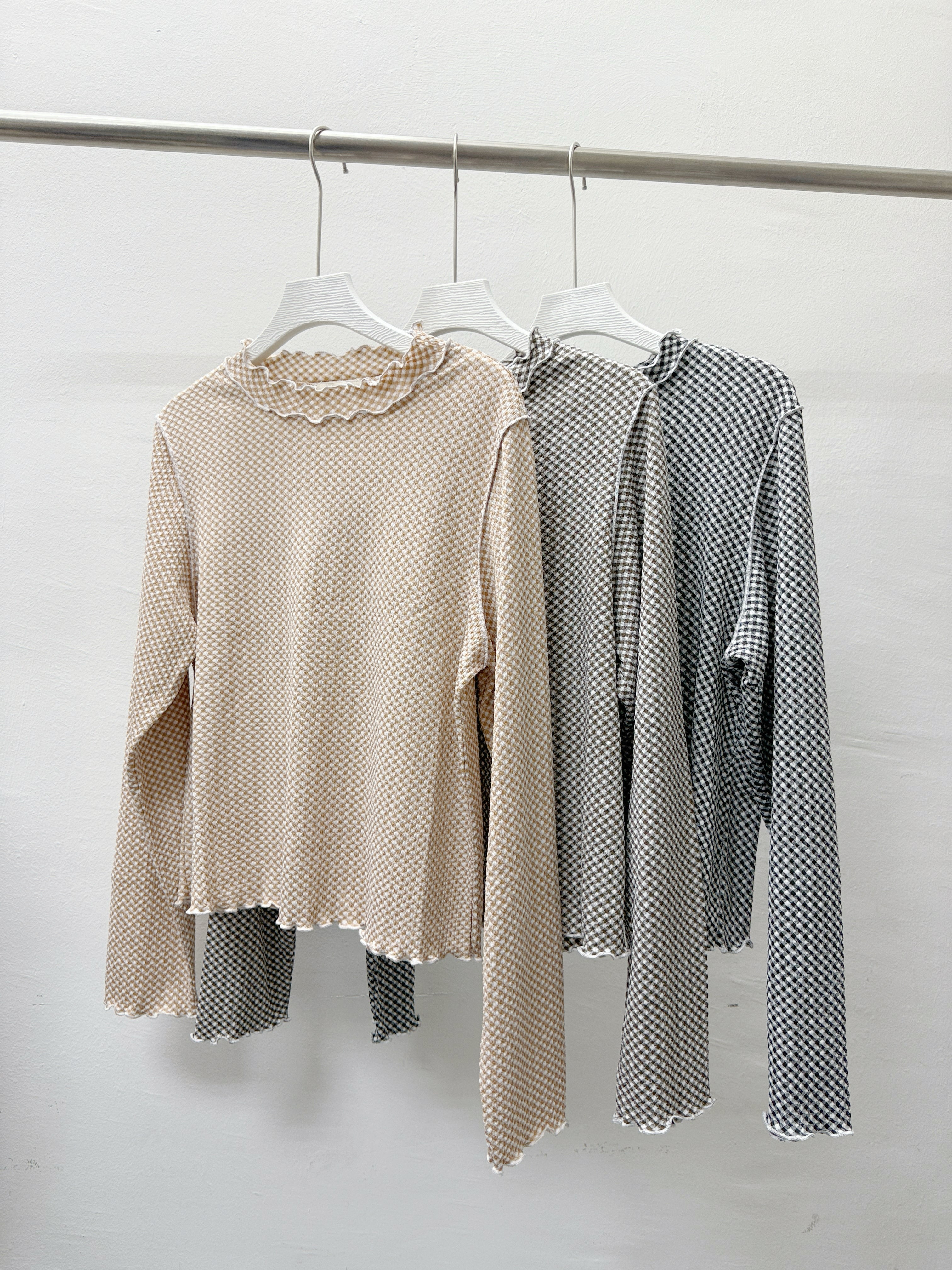 【SALE】ruffle領格紋打底top丨黑