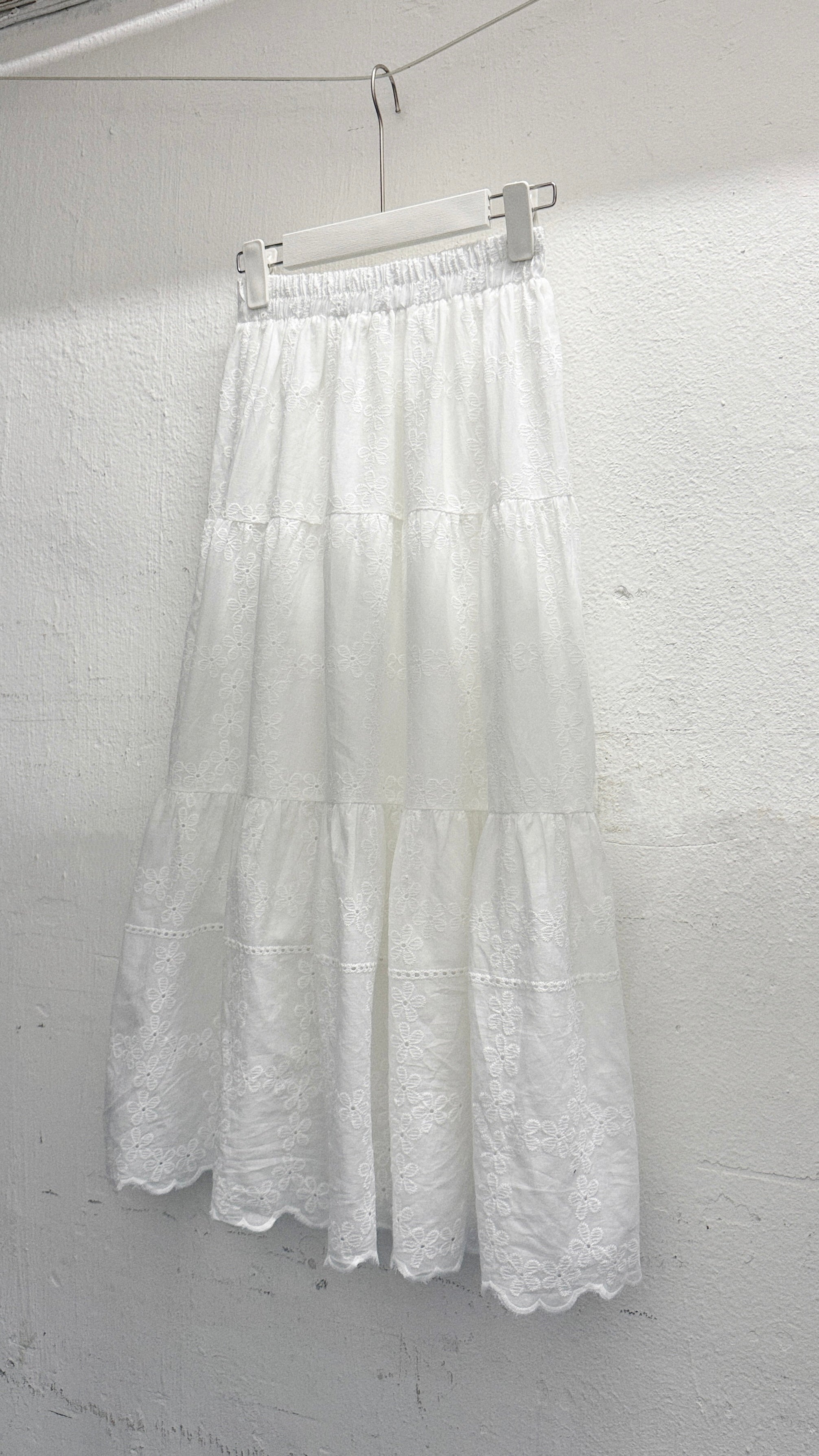 【新品優惠】刺繡花紋半身裙丨大花