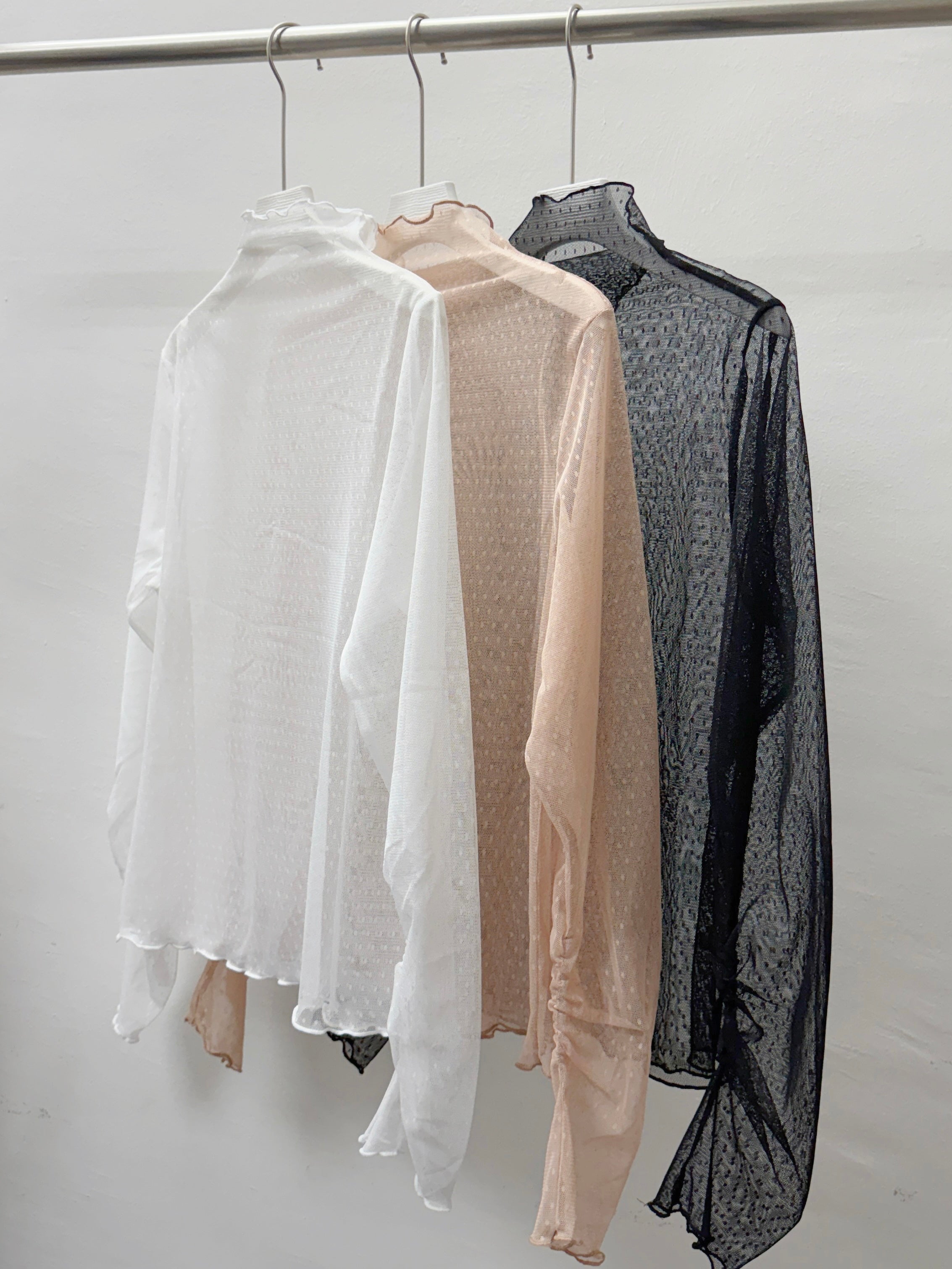 【SALE】點點透紗束袖打底top丨橙