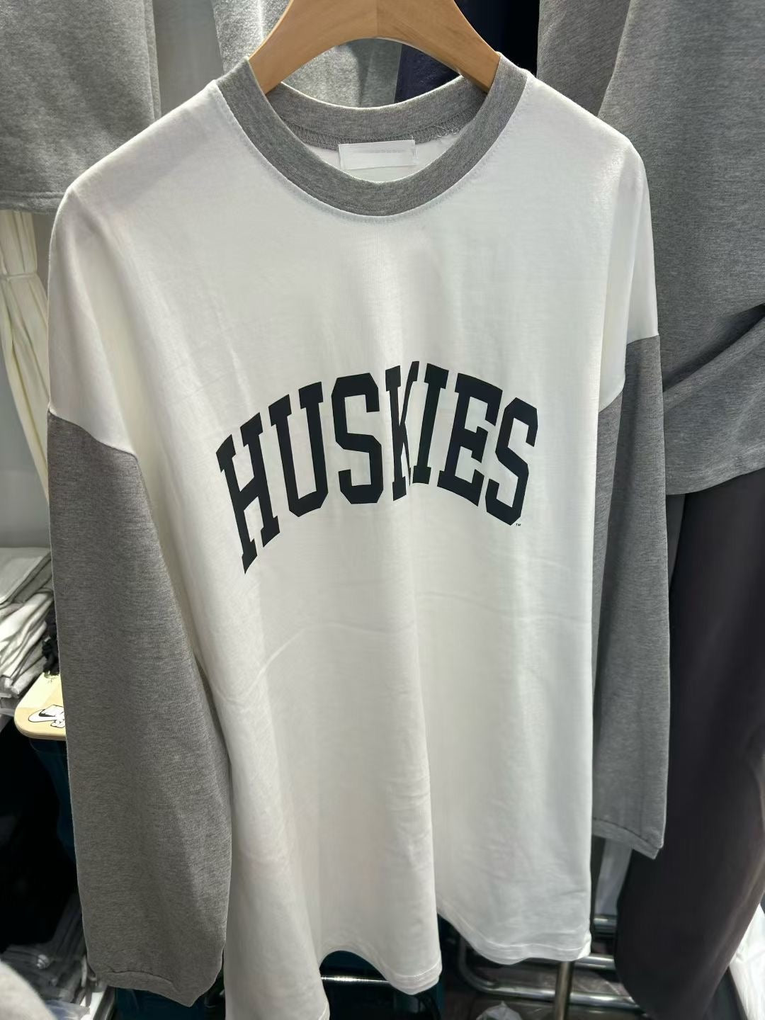 拼色huskies print tee丨2 col