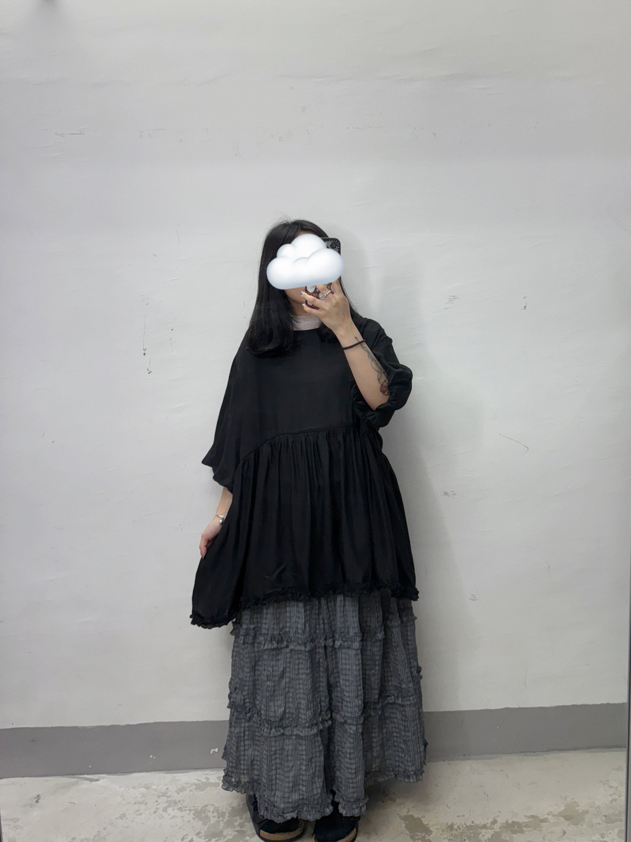 【SALE】泡泡袖下擺ruffle邊top丨4 col