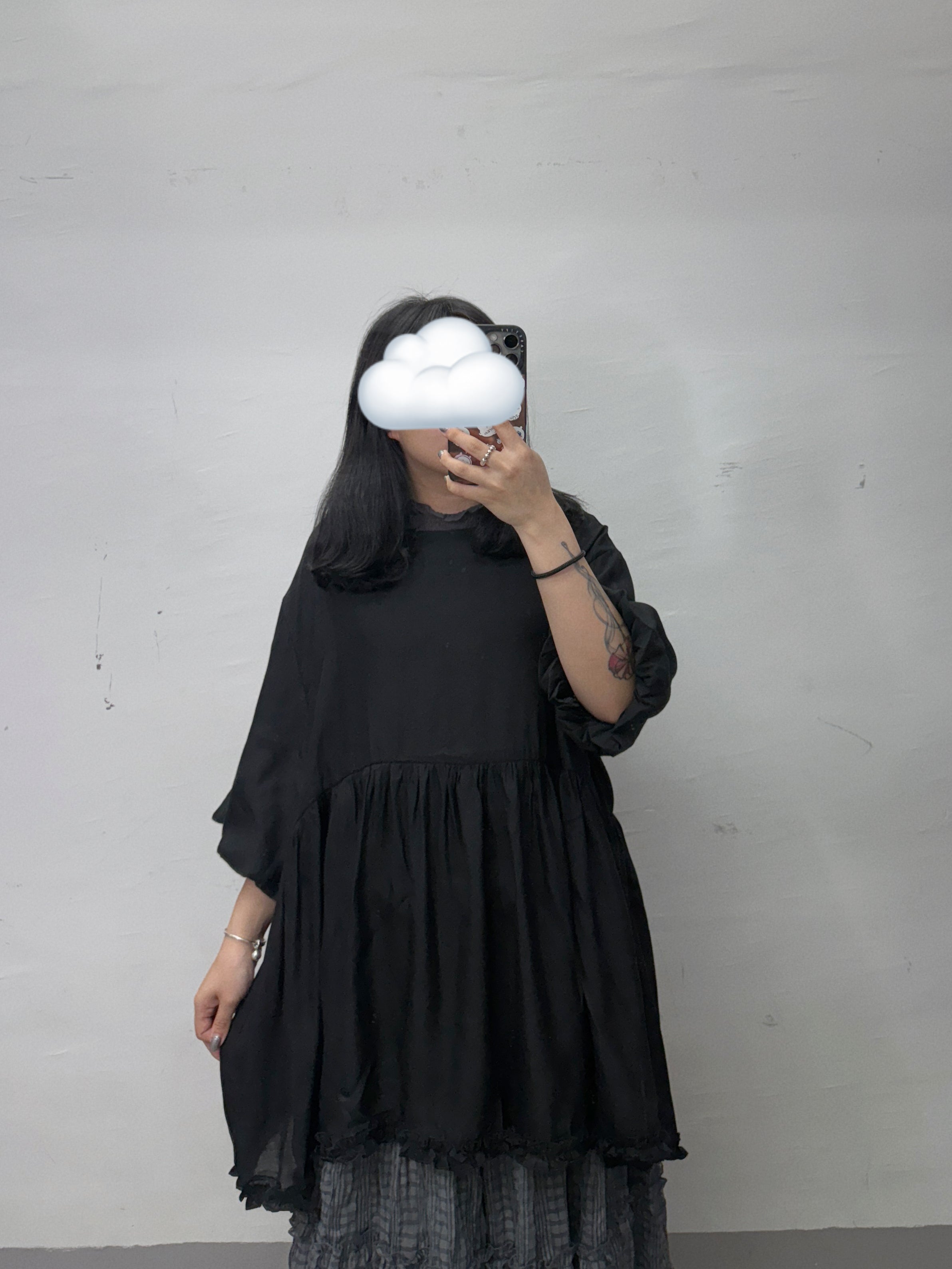 【SALE】泡泡袖下擺ruffle邊top丨4 col