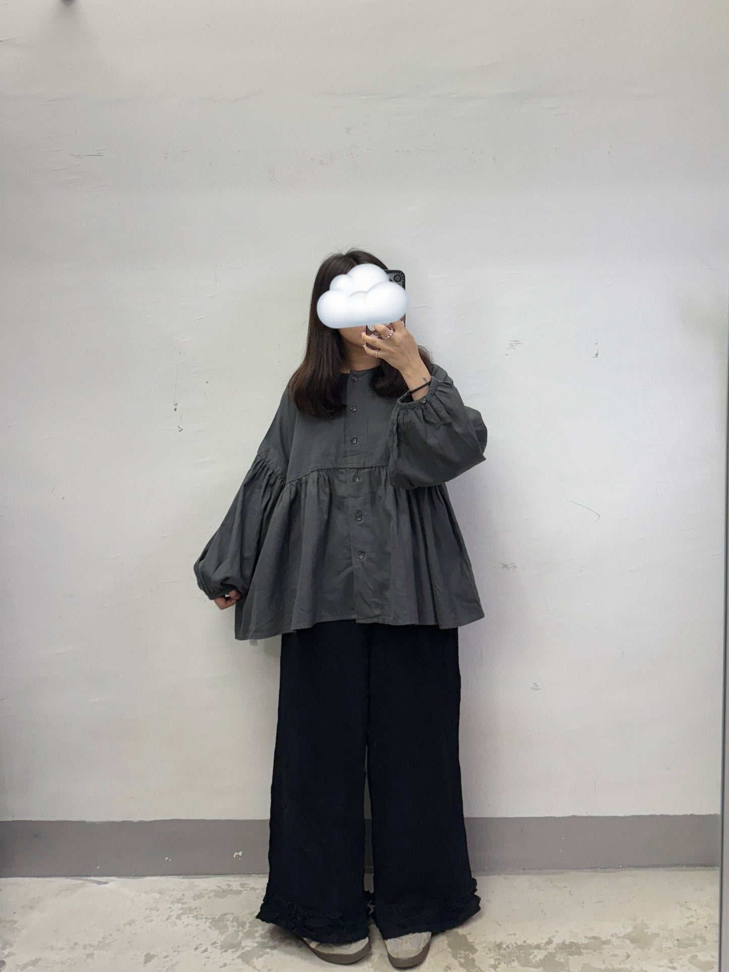 【comeback】薄斜布泡泡袖開胸上衣丨3 col