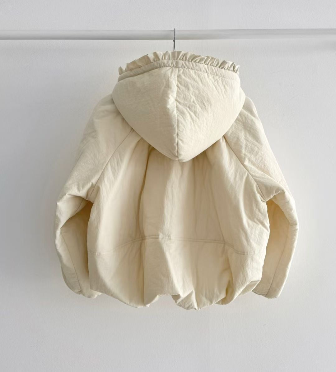 【comeback】ruffle邊有帽泡泡型夾棉外套｜2 col