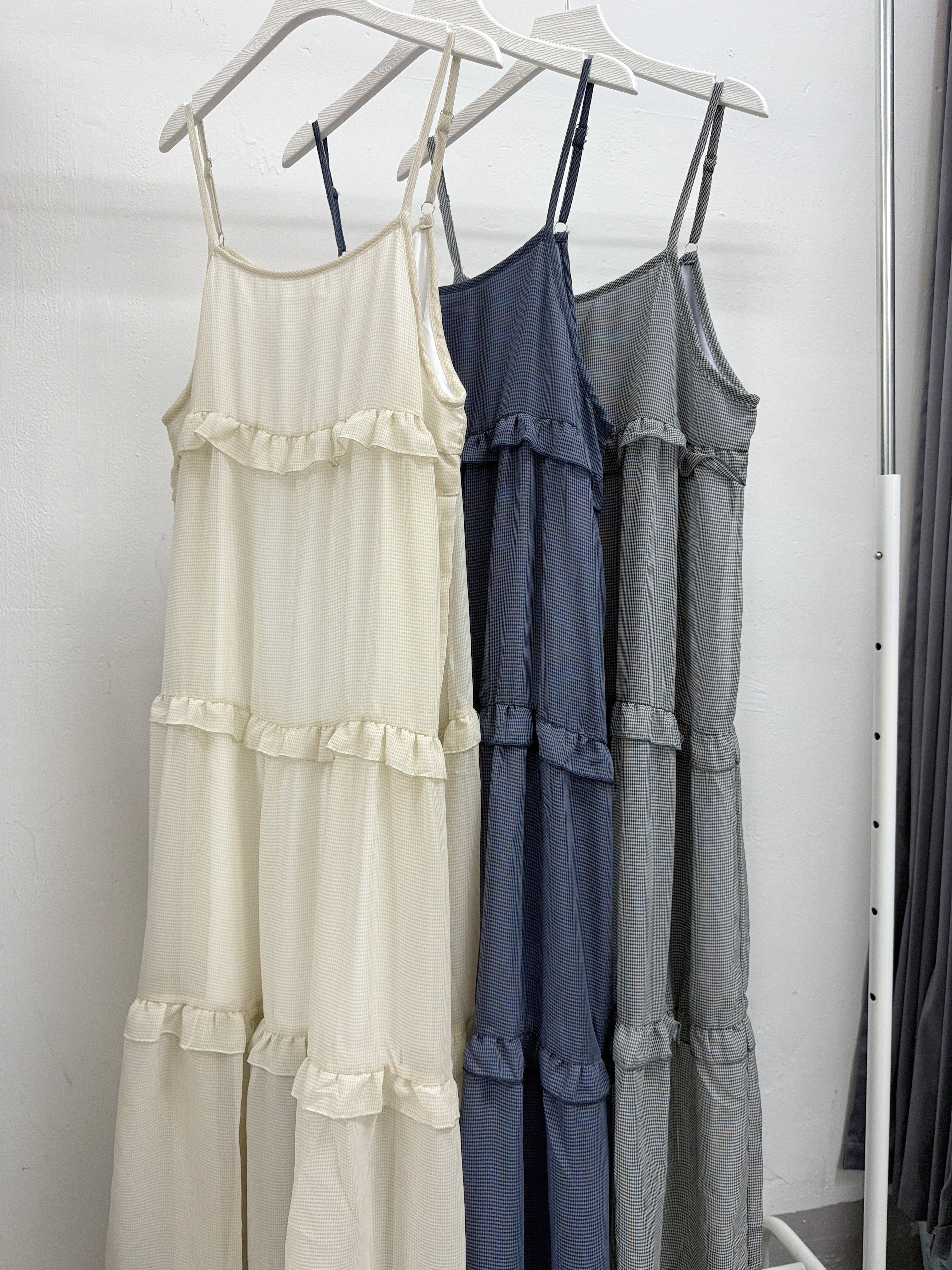 【SALE】細格紋ruffle邊吊帶ops丨3 col