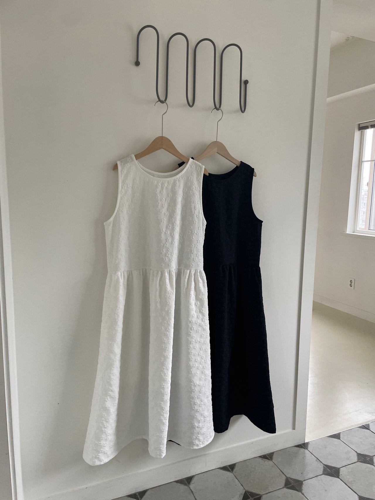 【SALE】花花背心裙｜黑