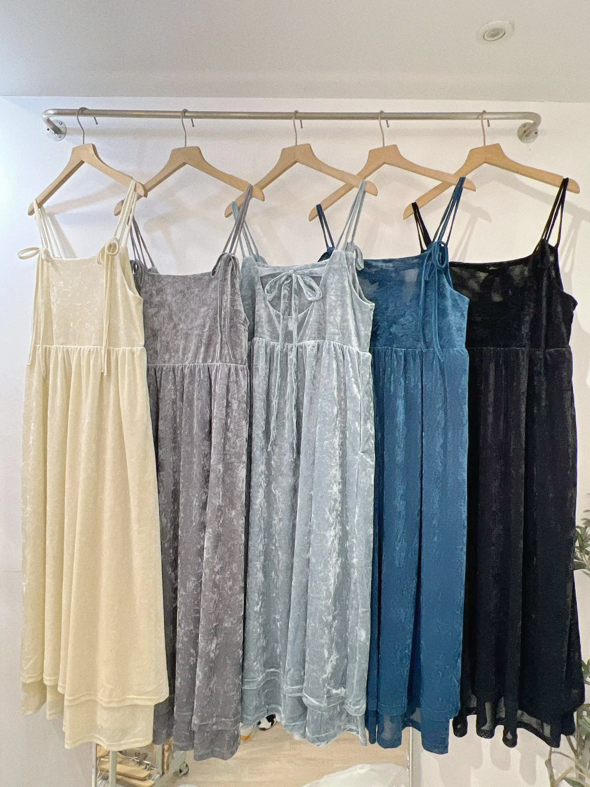 【SALE】絲絨吊帶ops｜黑