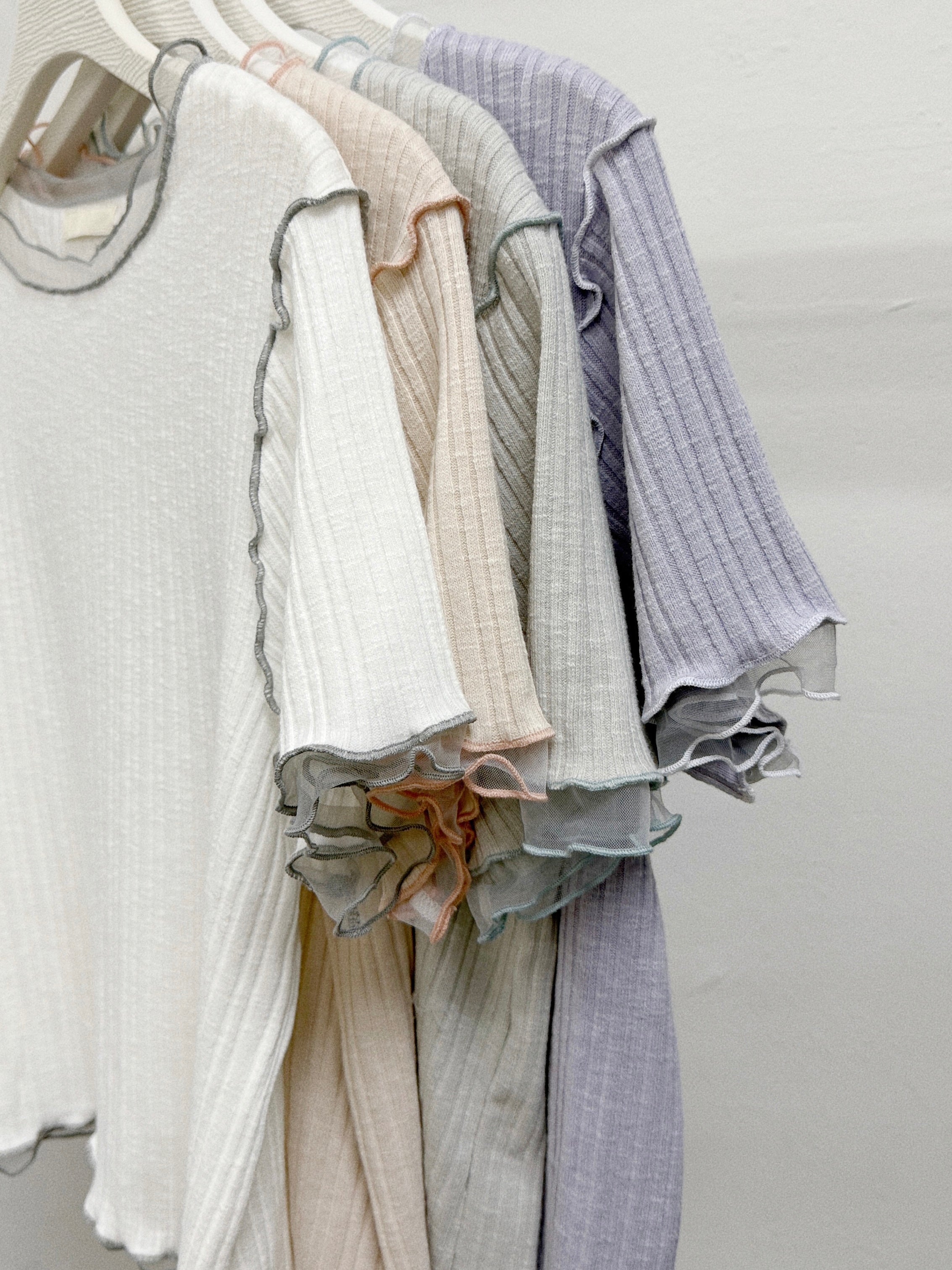 【SALE】邊邊拼紗直紋top丨4 col