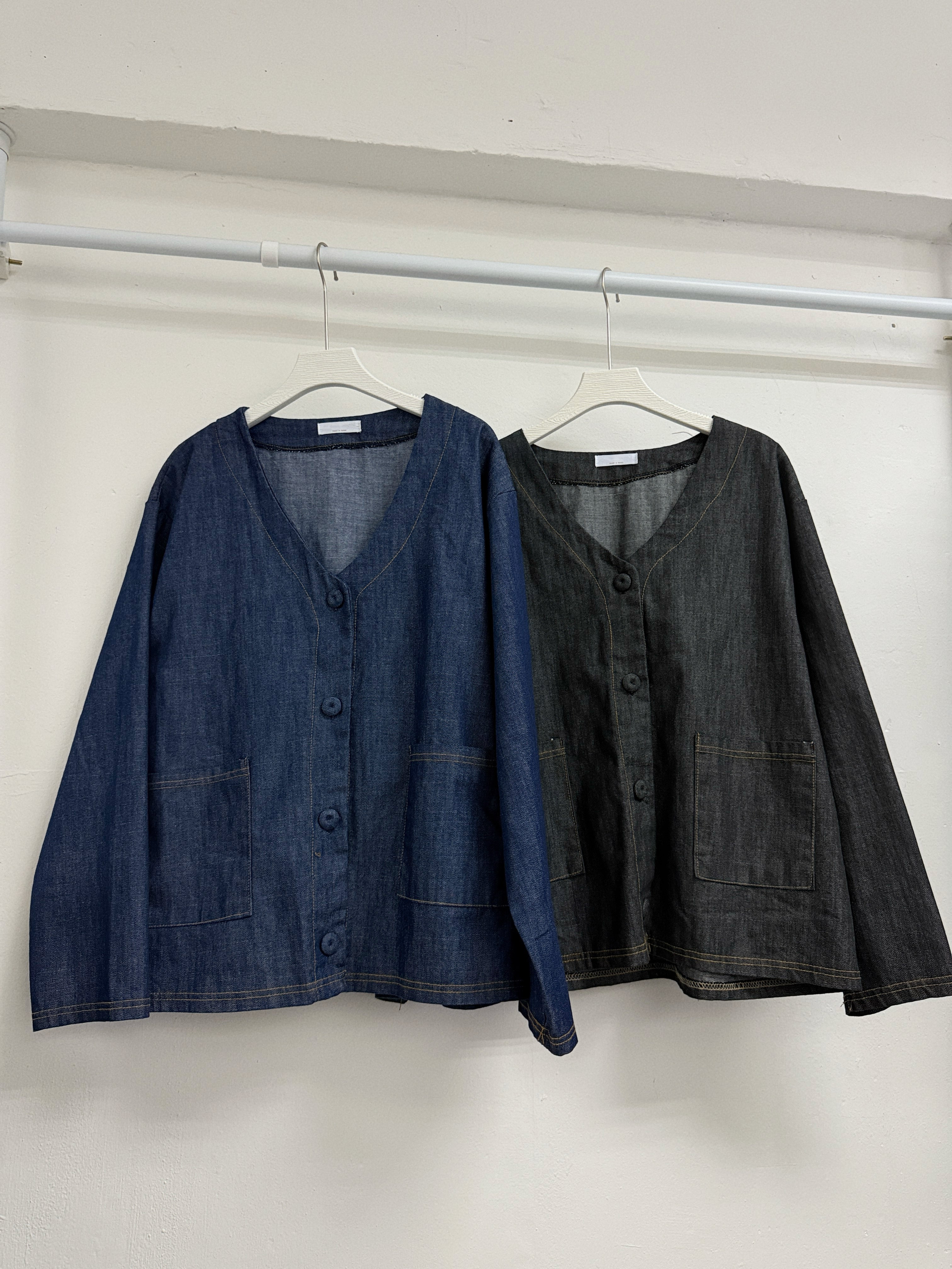 薄牛仔布V領外襯丨2 col