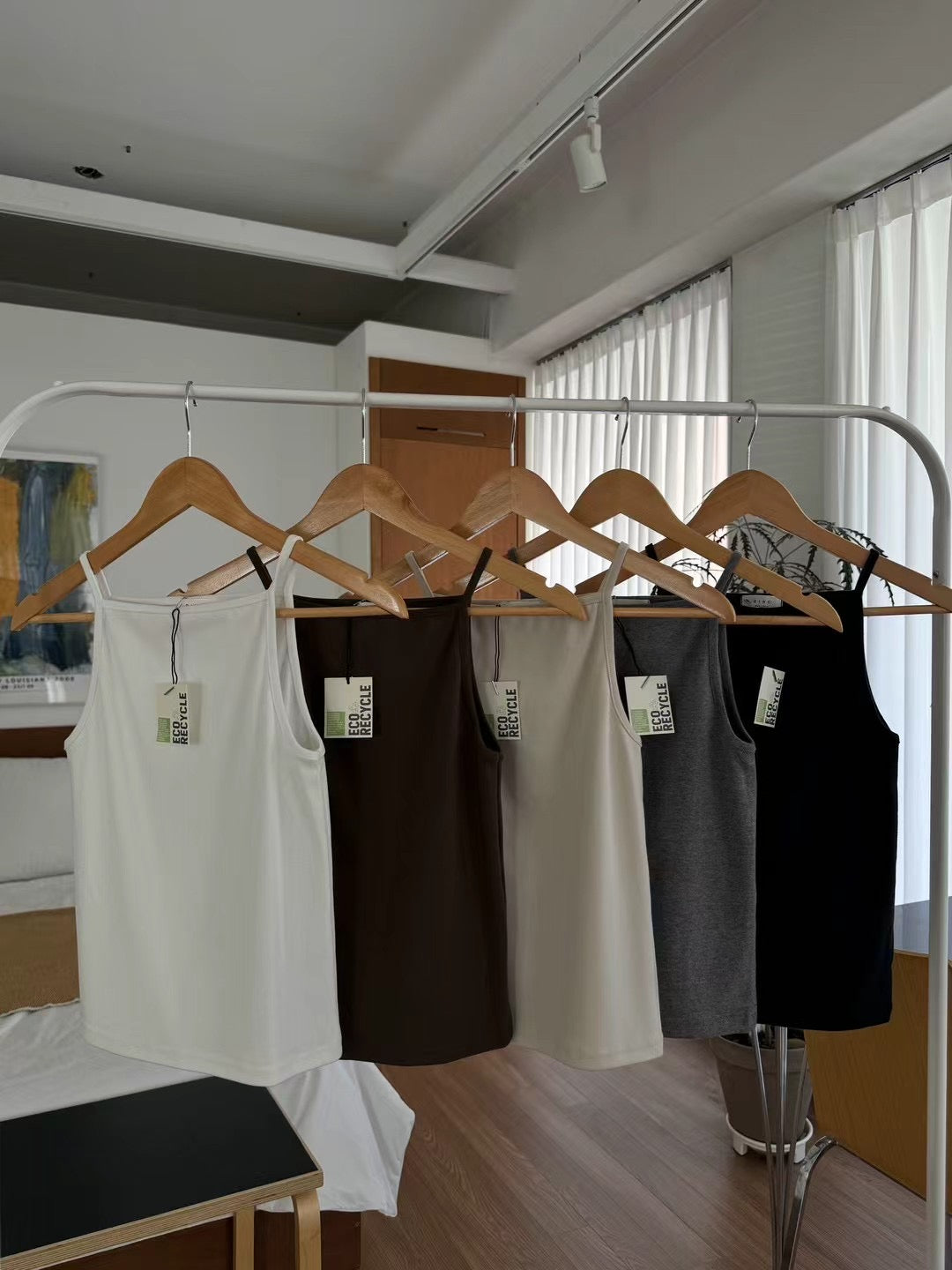 【SALE】入膊吊帶tank top丨黑