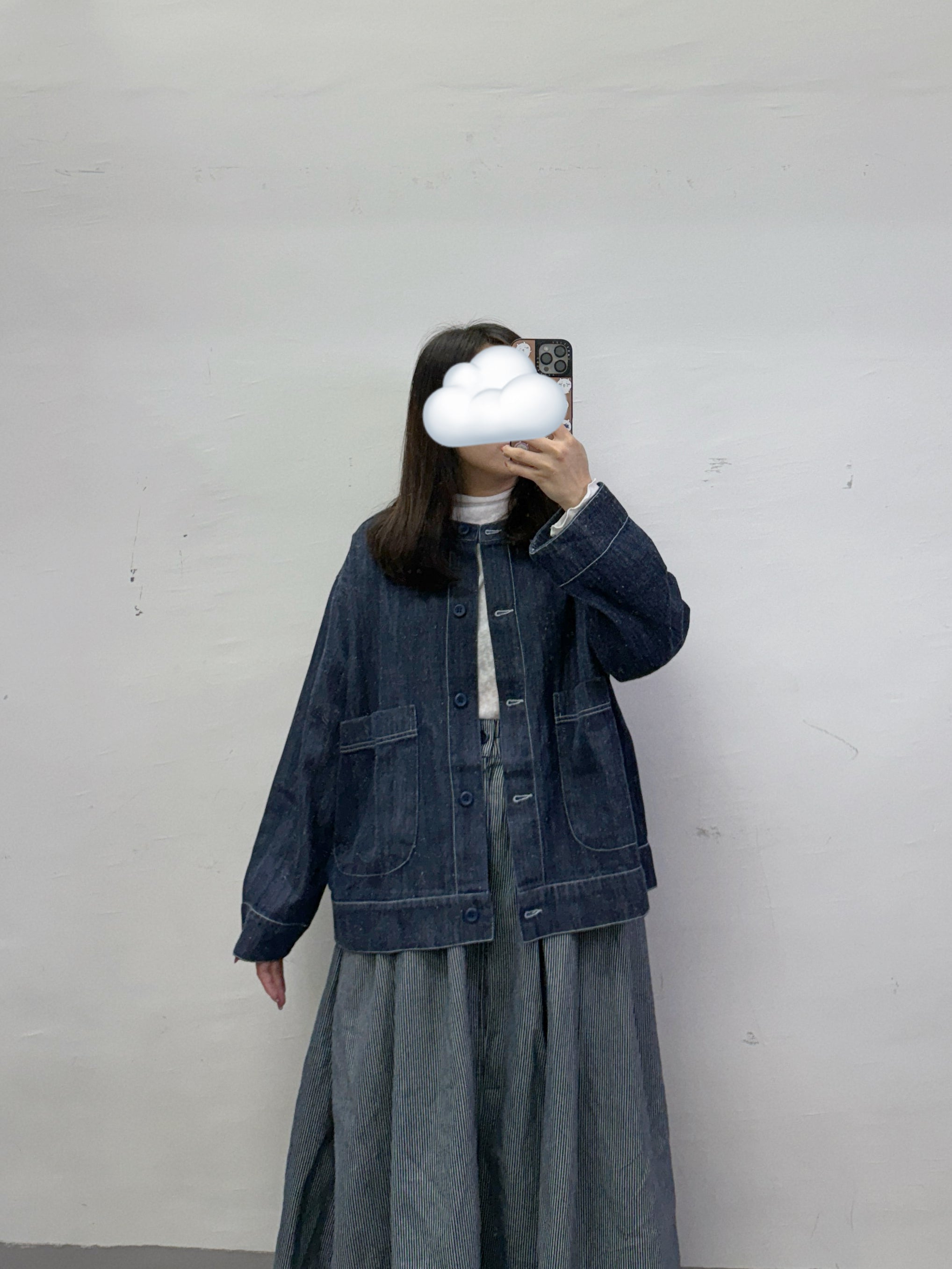 顆粒圓領薄牛仔外套