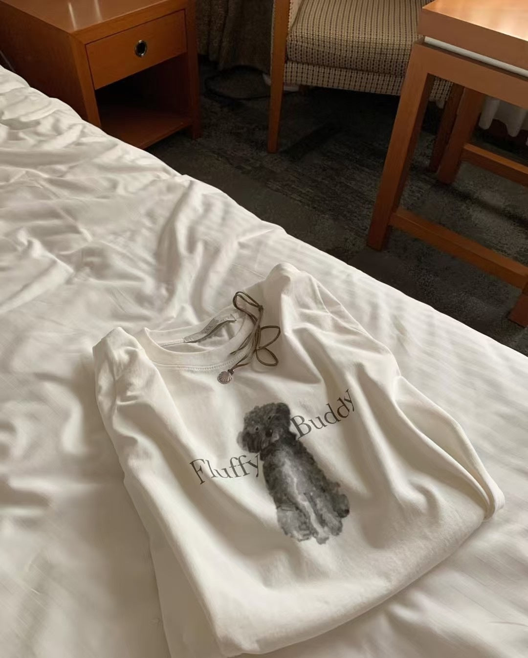 Fluffy buddy狗狗print tee丨白