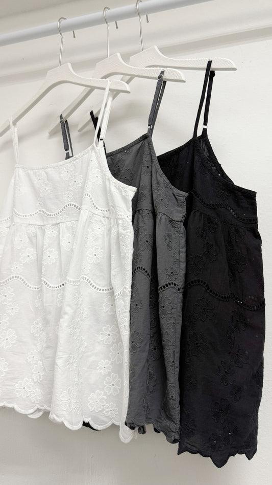 靚！刺繡通花吊帶外搭丨3 col