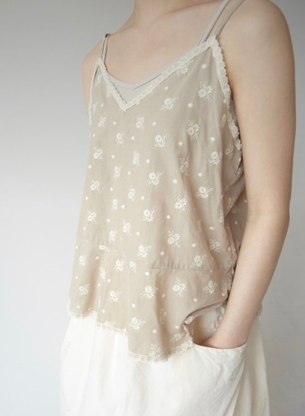 【SALE】刺繡通花外搭｜杏