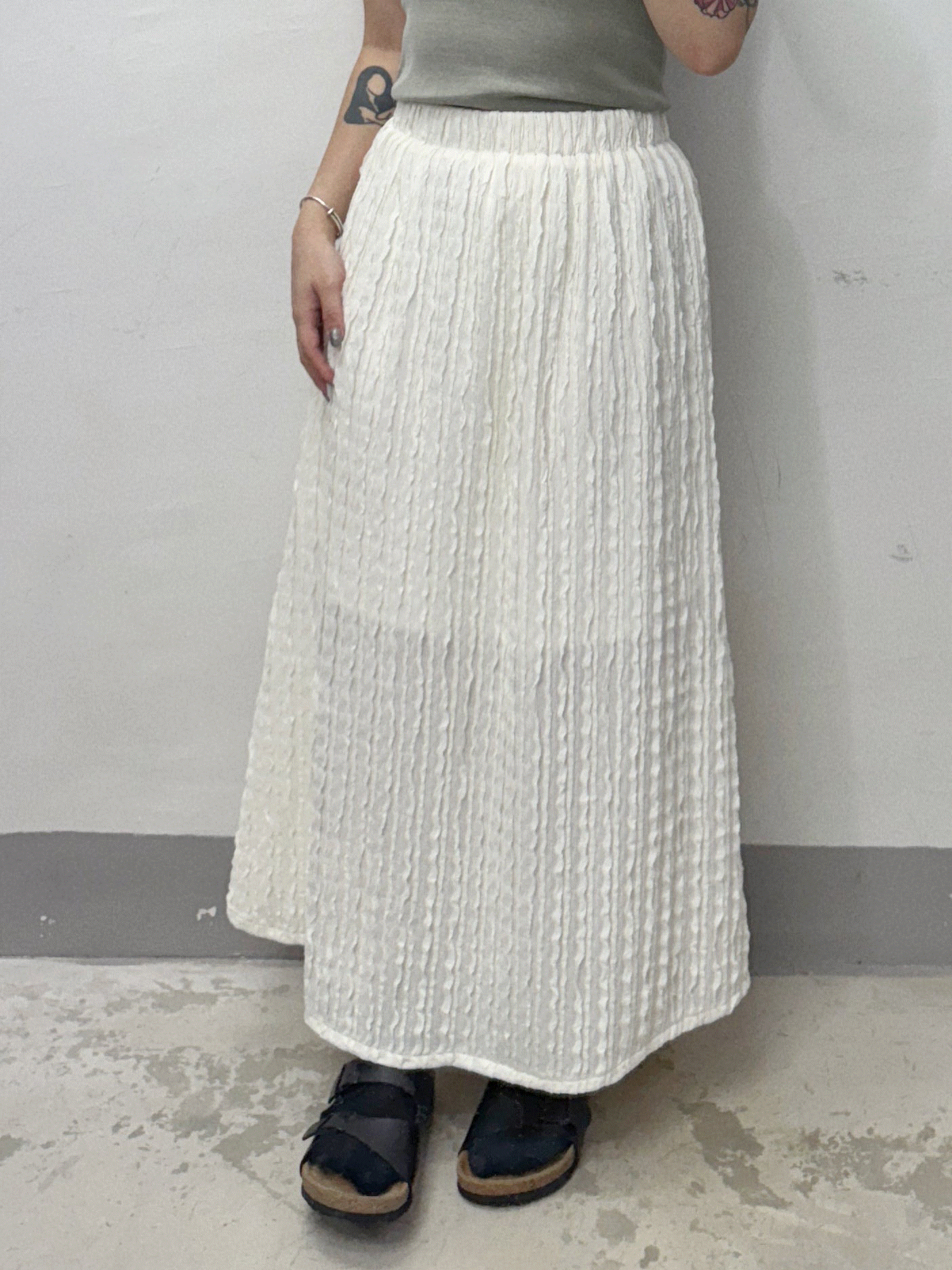 【SALE】皺褶半身裙丨米白