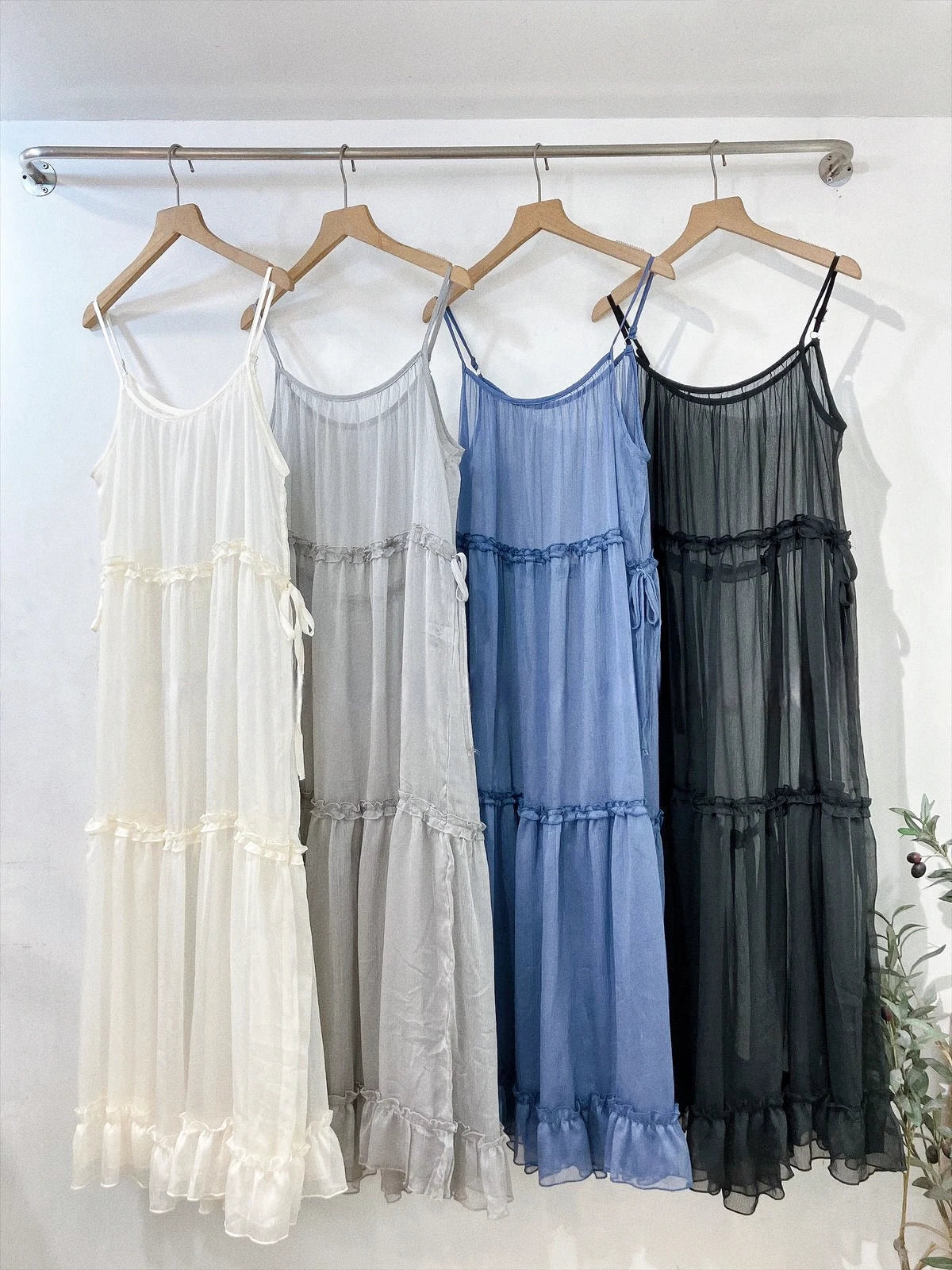【SALE】ruffle邊透紗ops外搭｜米白 藍