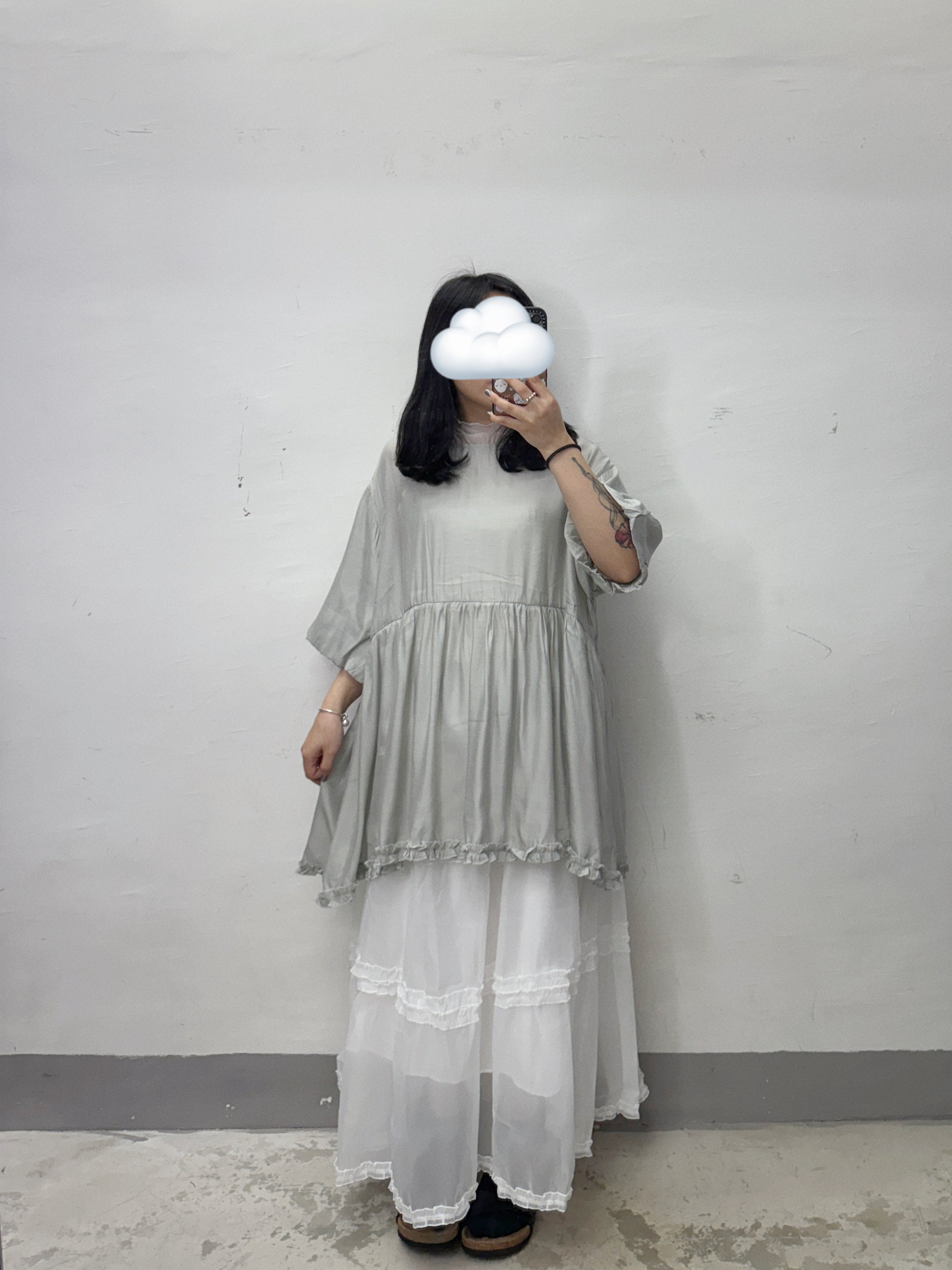 【SALE】泡泡袖下擺ruffle邊top丨4 col