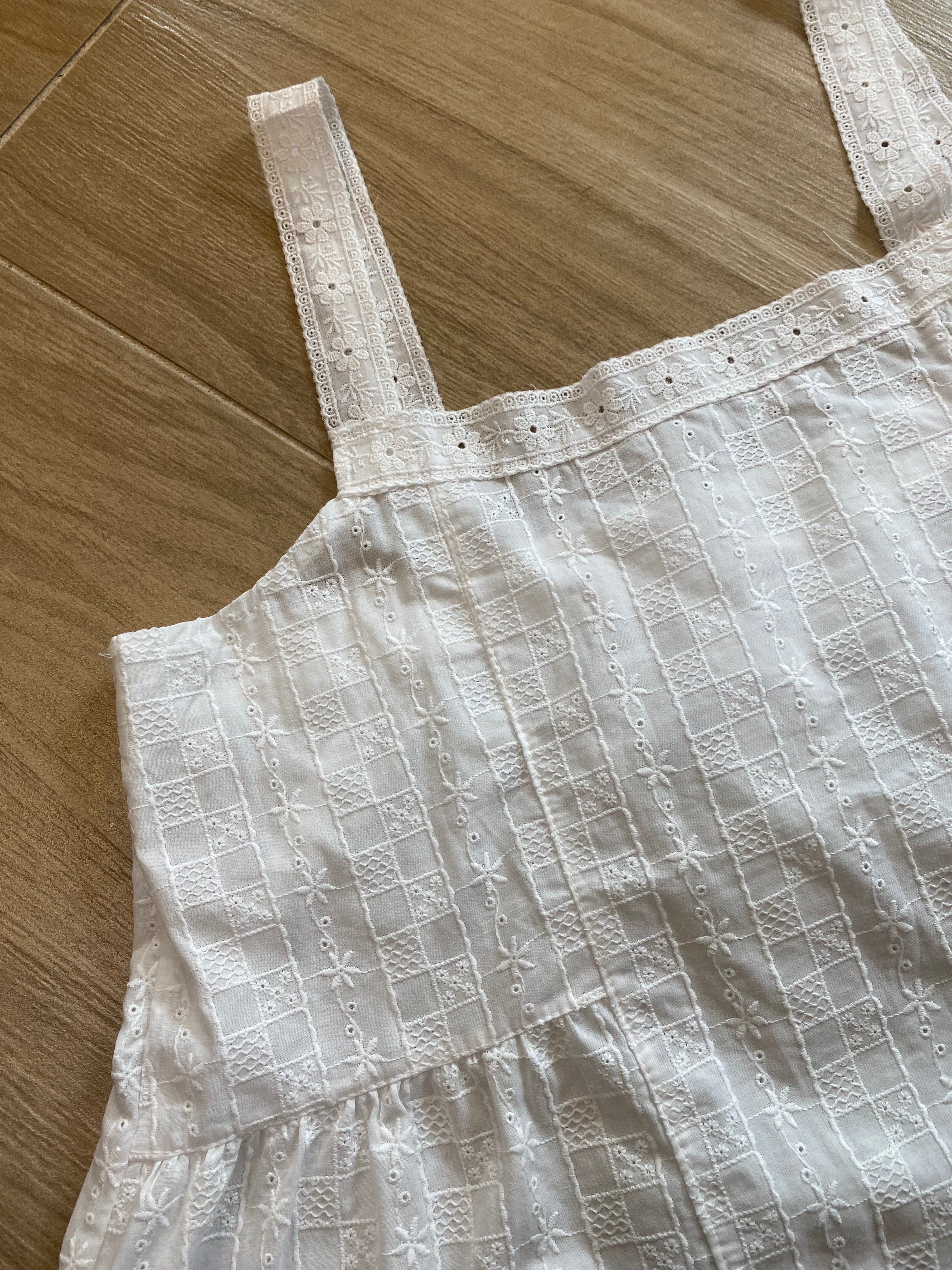 【SALE】靚靚刺繡通花背心