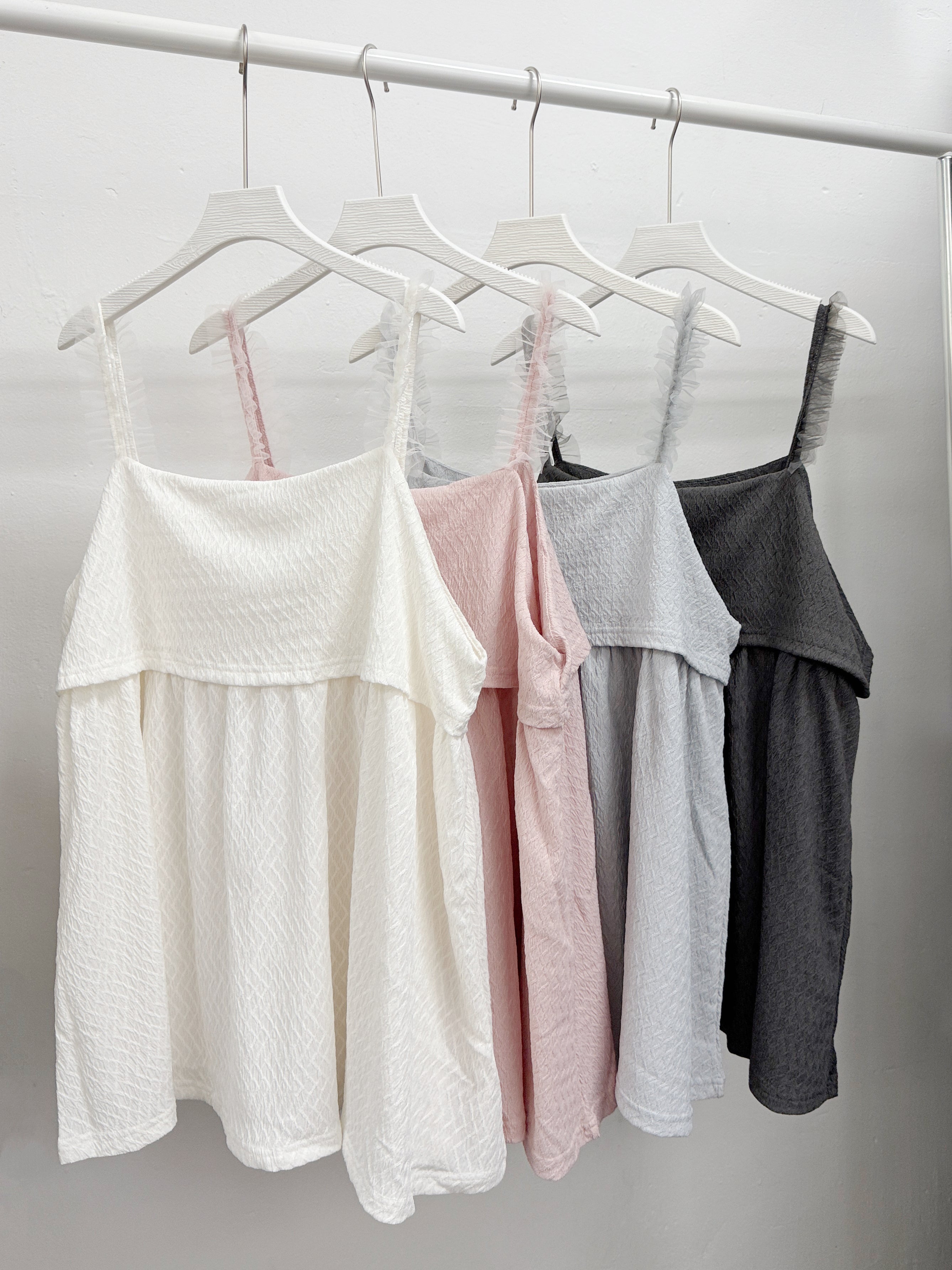 【SALE】ruffle紗紗肩帶暗紋外搭丨4 col