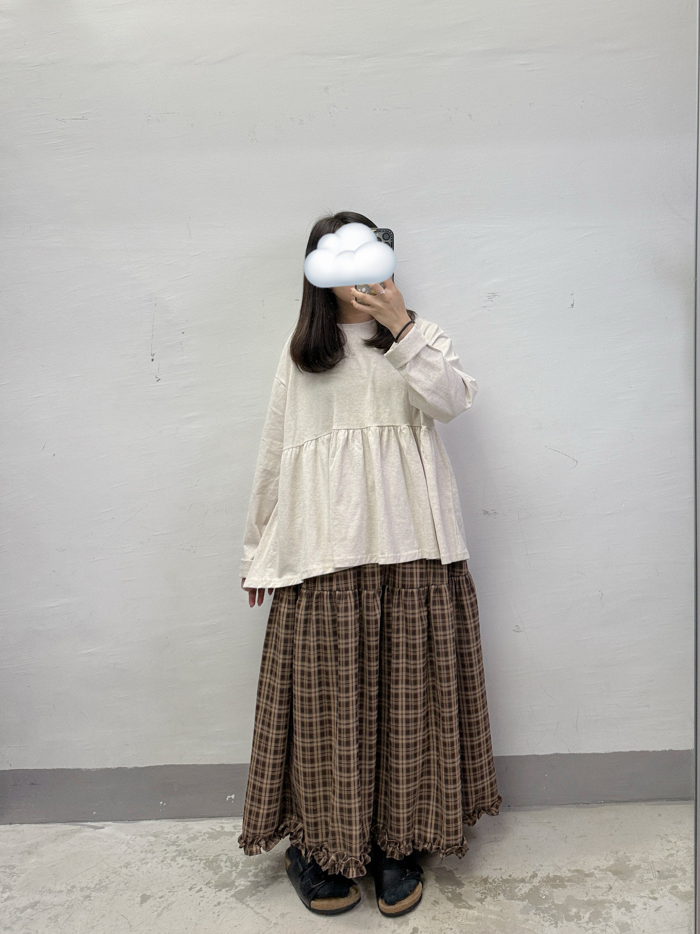 下擺ruffle邊格紋半身裙丨啡