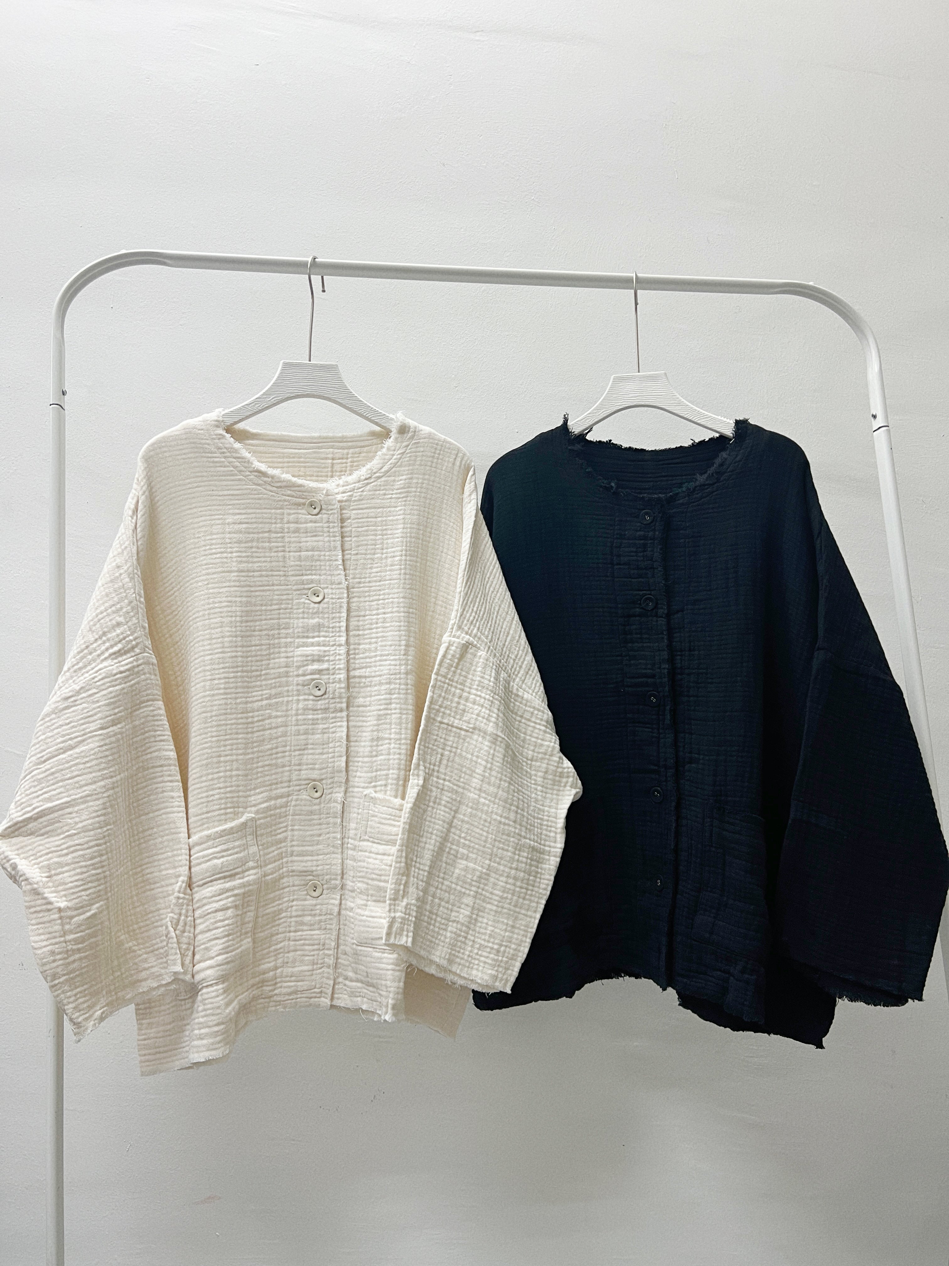 披口挺身bb棉料外套｜2 col