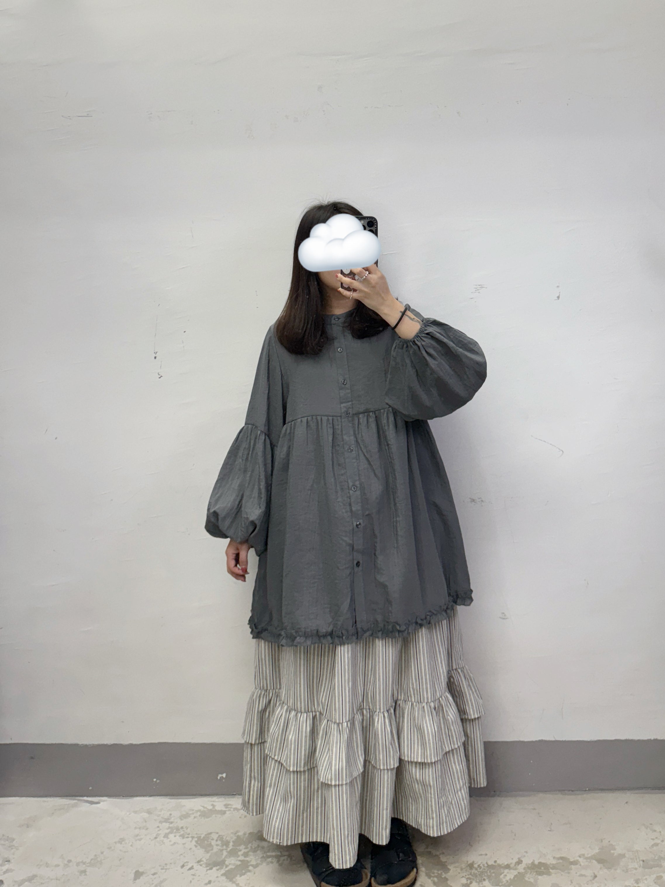 【SALE】下擺ruffle邊中長半透top丨啡