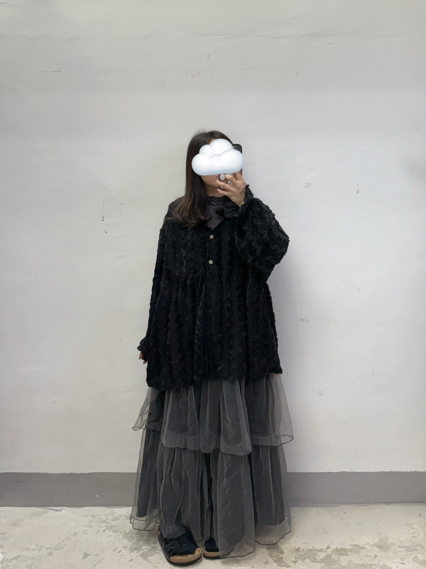 波浪紋v領外襯丨黑