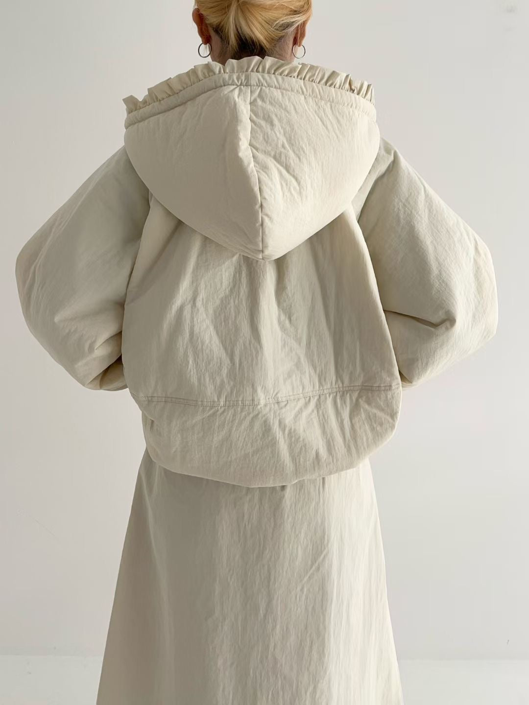 【comeback】ruffle邊有帽泡泡型夾棉外套｜2 col