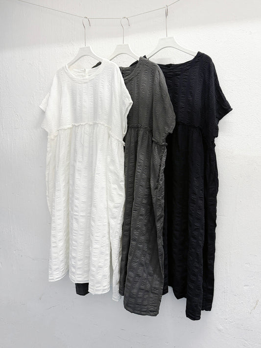 【新品優惠】暗直紋ruffle邊ops丨3 col