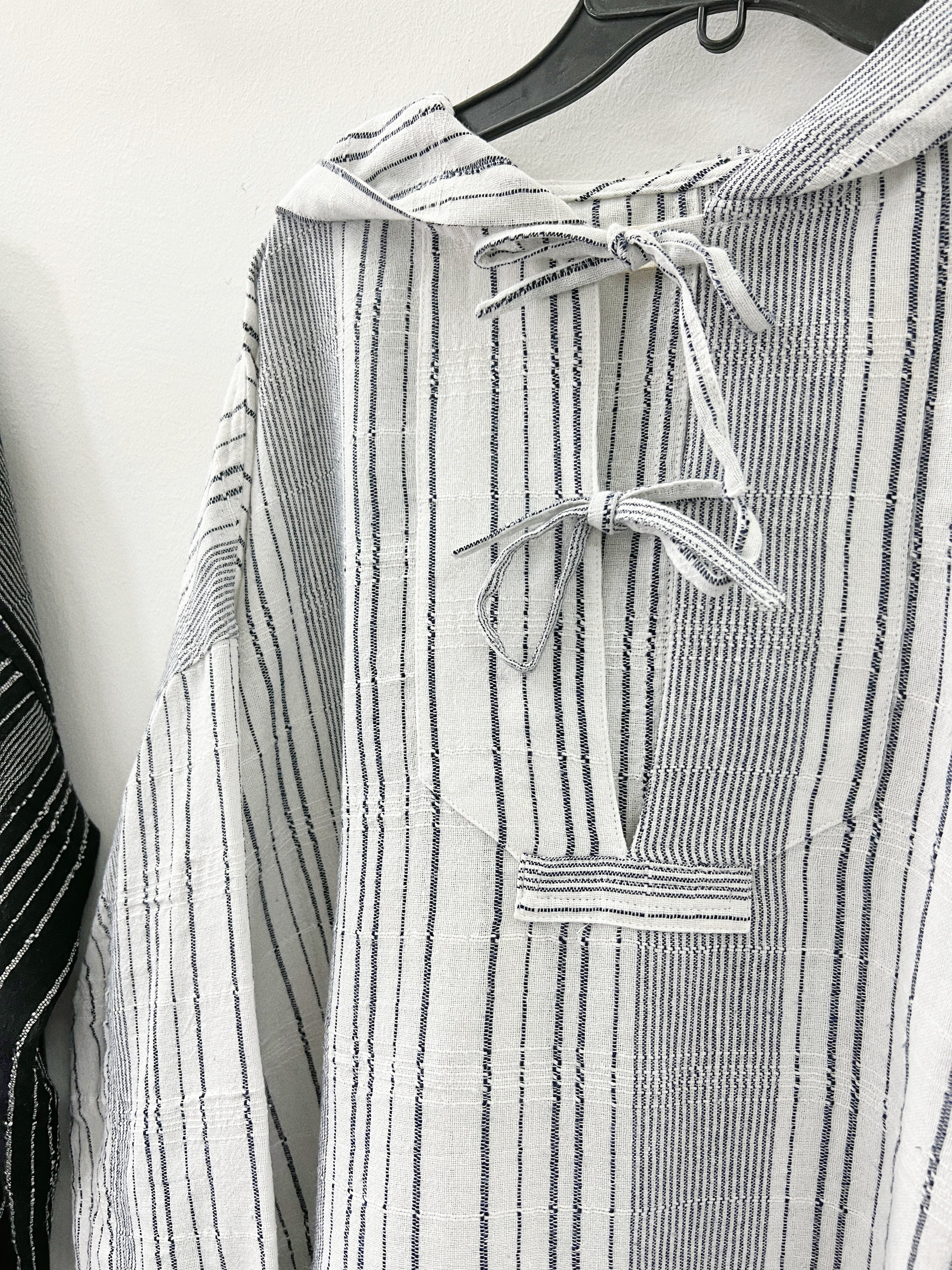 【SALE】綁帶蝴蝶結條子連帽top｜2 col