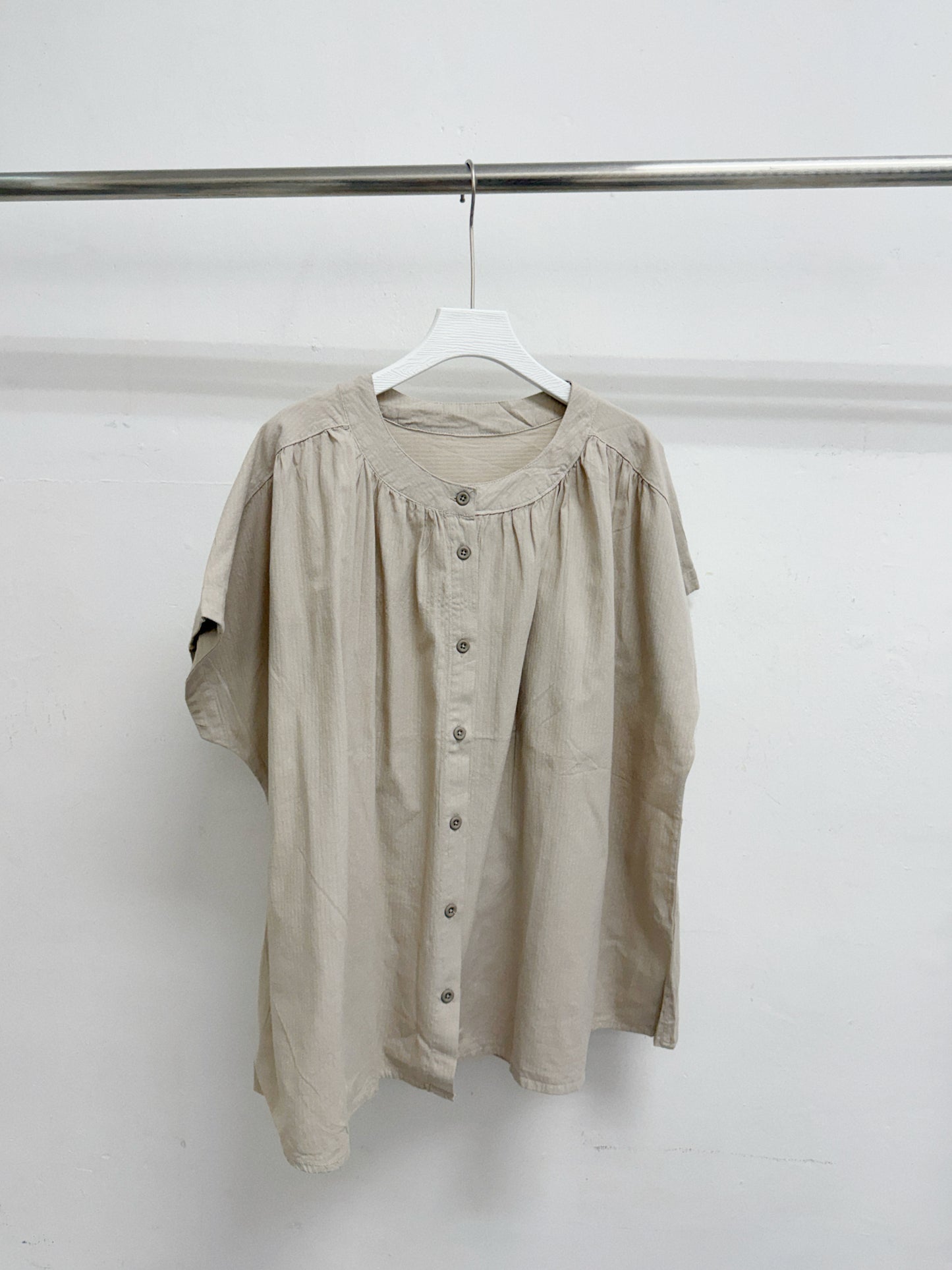 【SALE】圓領暗紋闊型上衣