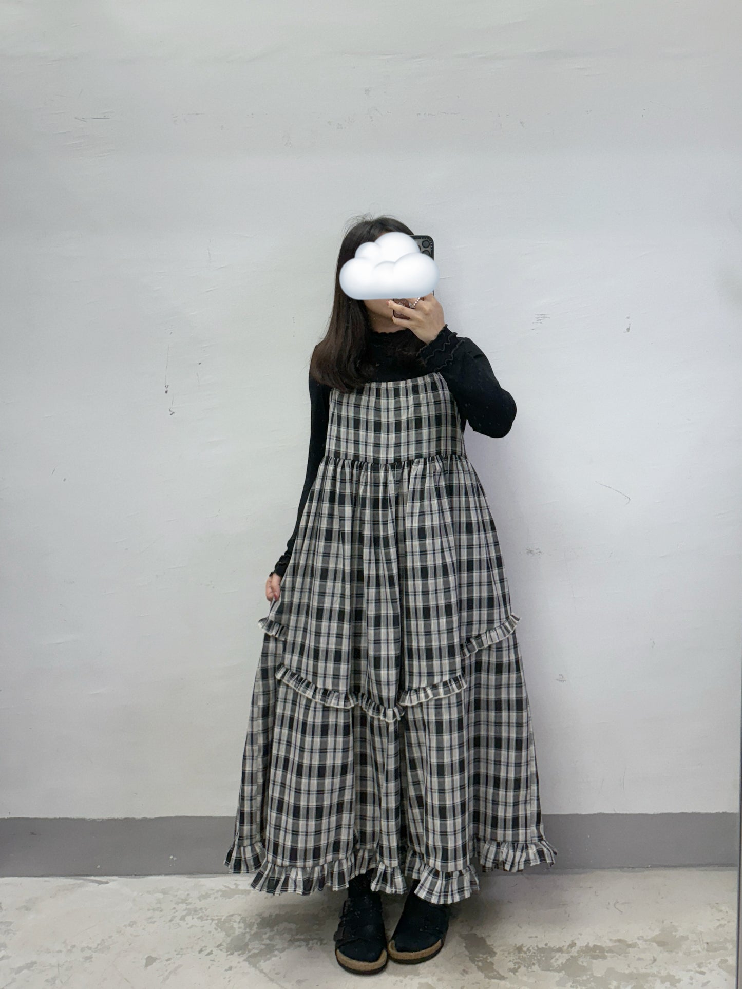 【SALE】棉麻格紋ruffle邊吊帶ops丨黑