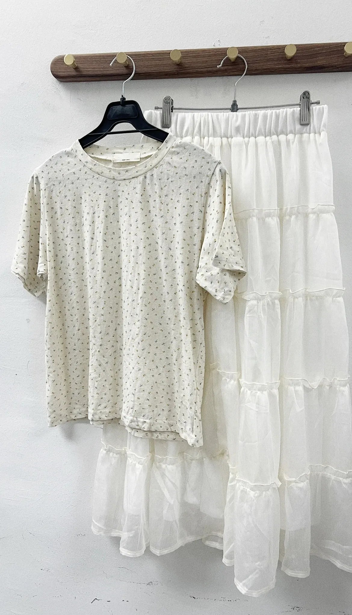 【SALE】碎花basic cotton tee