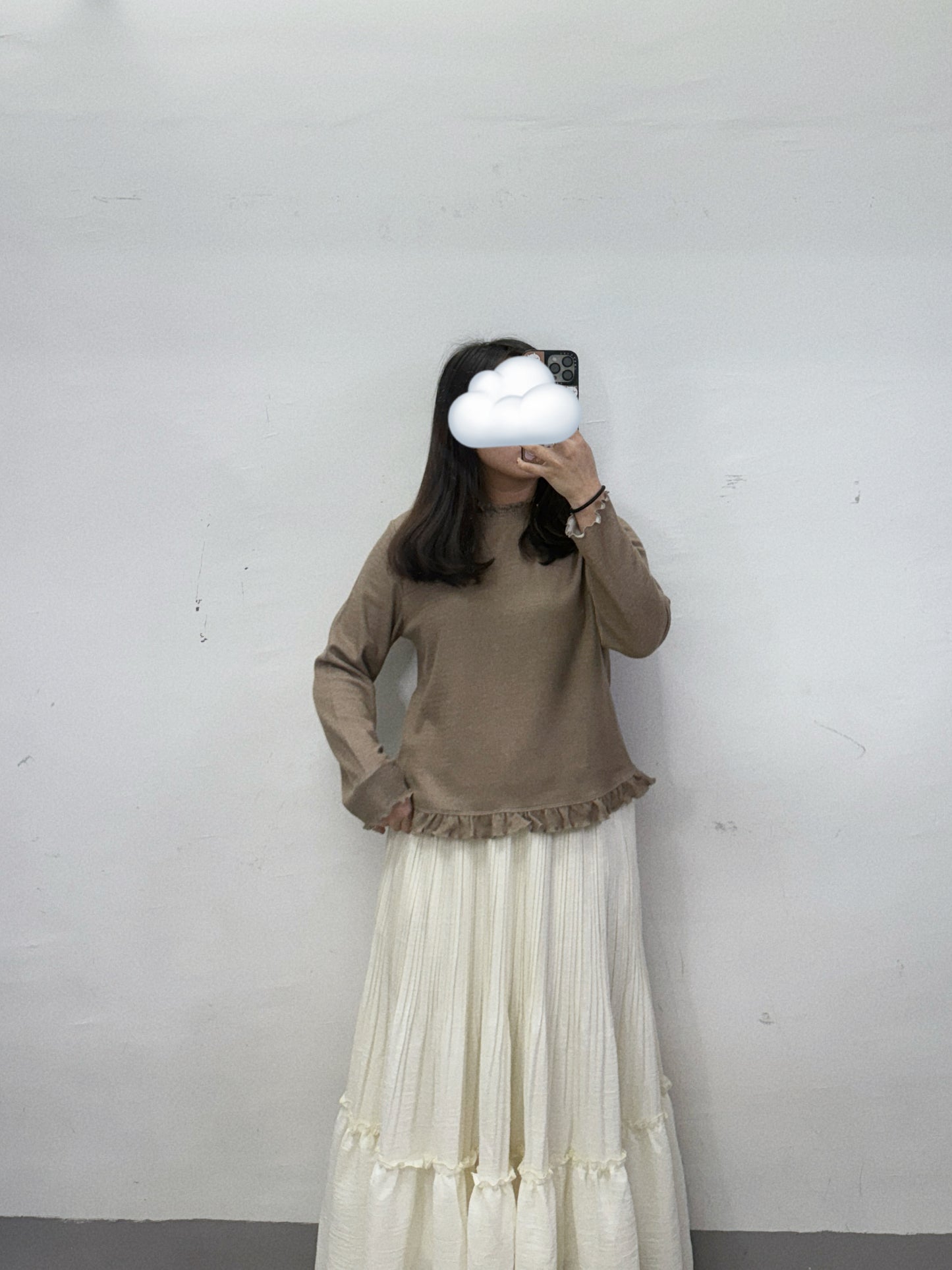【SALE】下擺ruffle邊basic top丨啡
