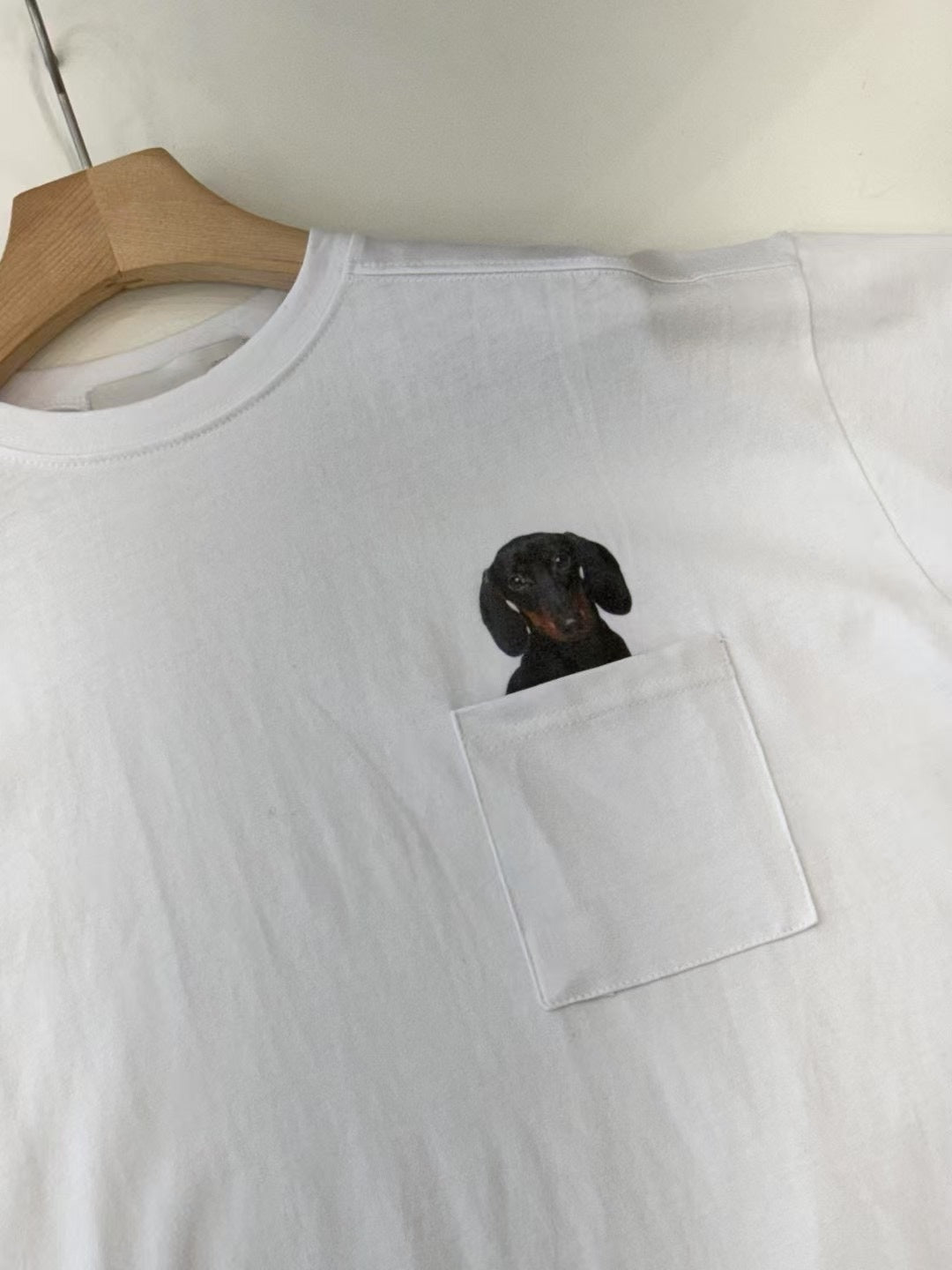 口袋狗狗print tee丨白