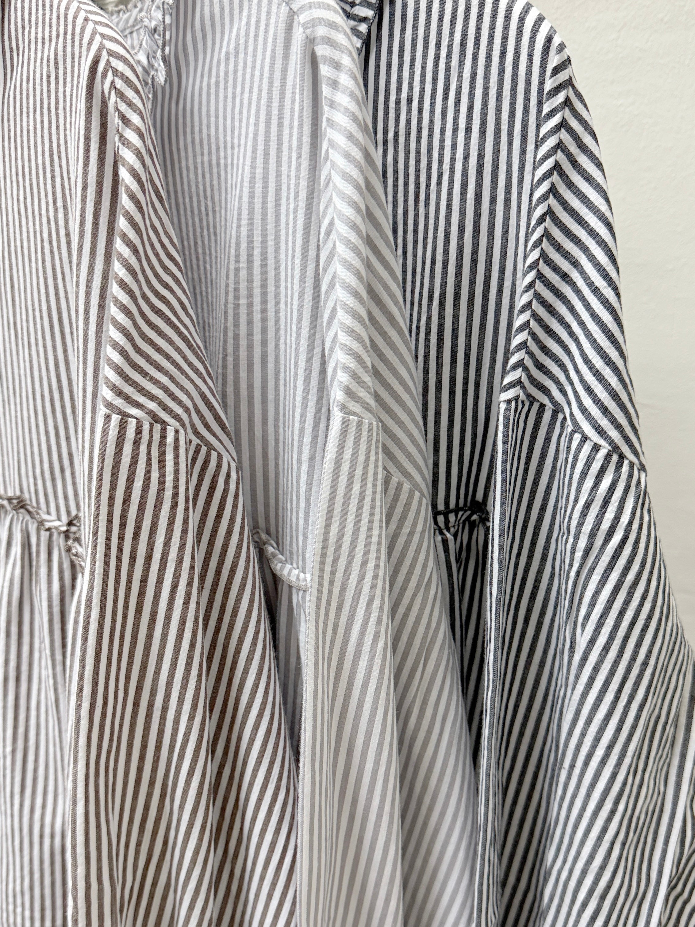 條紋ruffle領娃娃上衣丨3 col