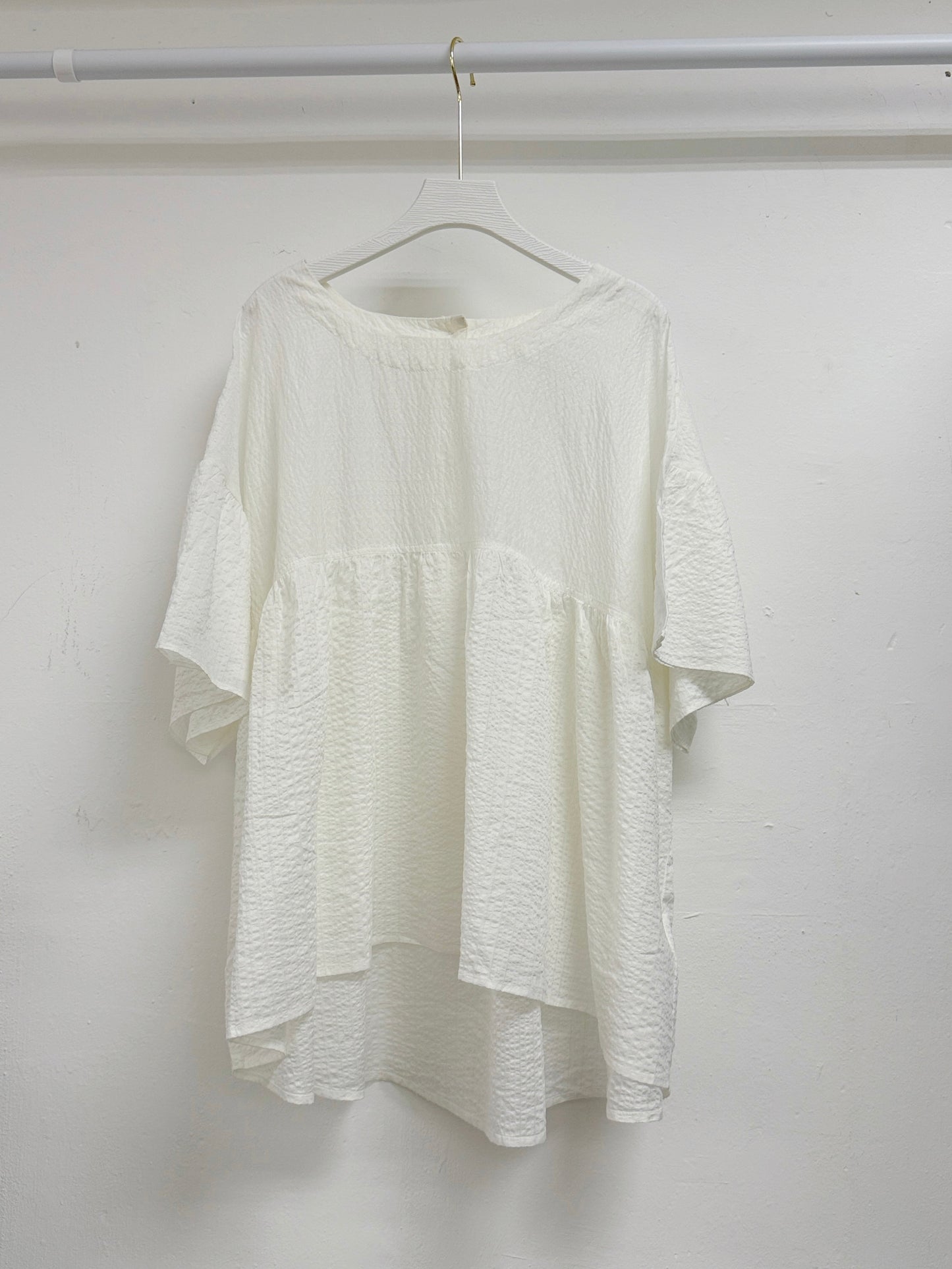 【SALE】暗紋半透娃娃top丨米白