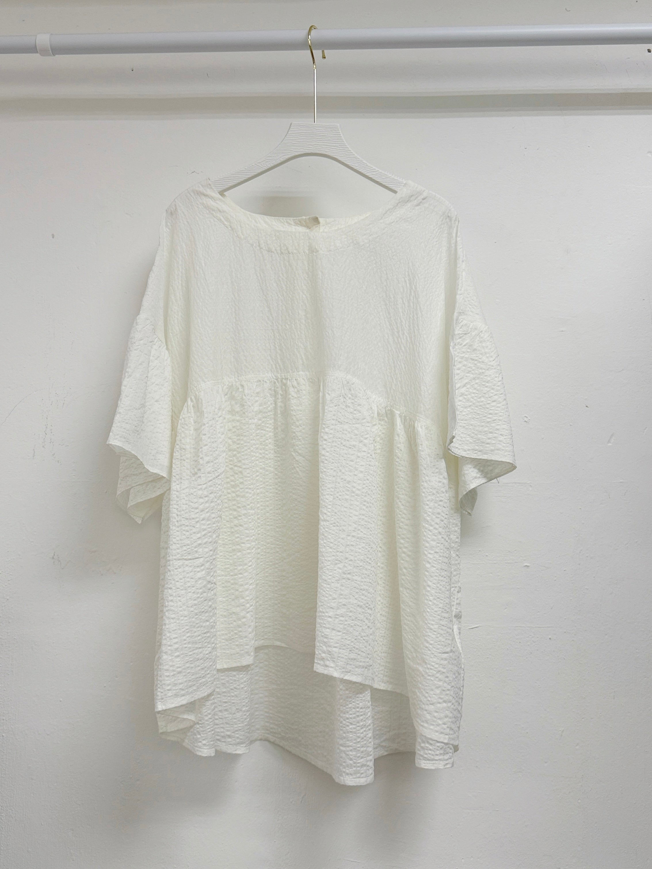 【SALE】暗紋半透娃娃top丨米白