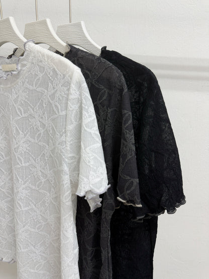 【新品優惠】蝴蝶結花紋半透上衣丨3 col