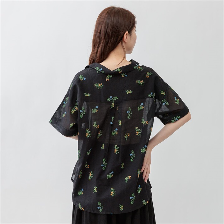 【SALE】花束pattern棉紗小v領恤丨2 col