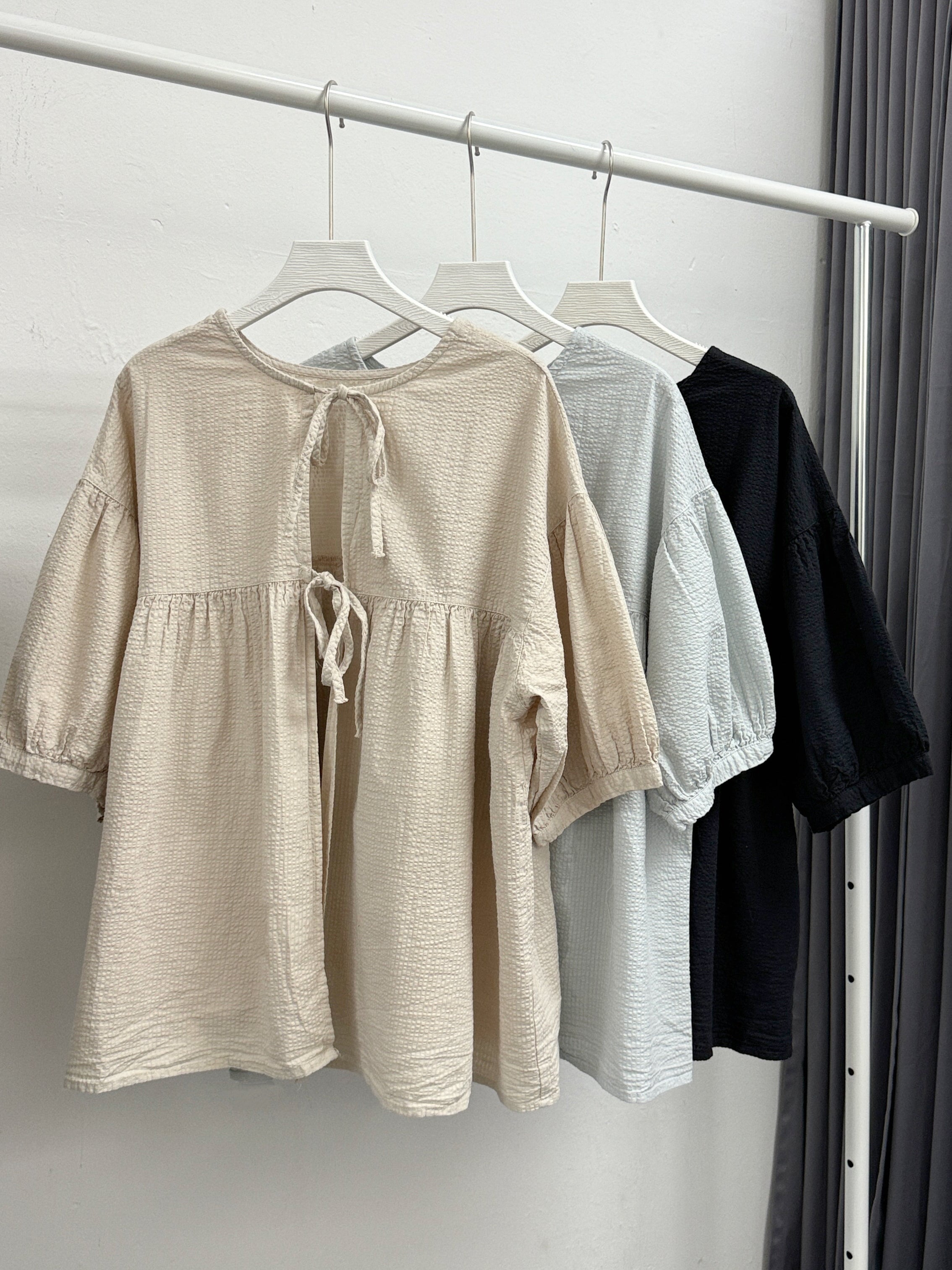 暗條紋綁帶蝴蝶結top丨灰藍