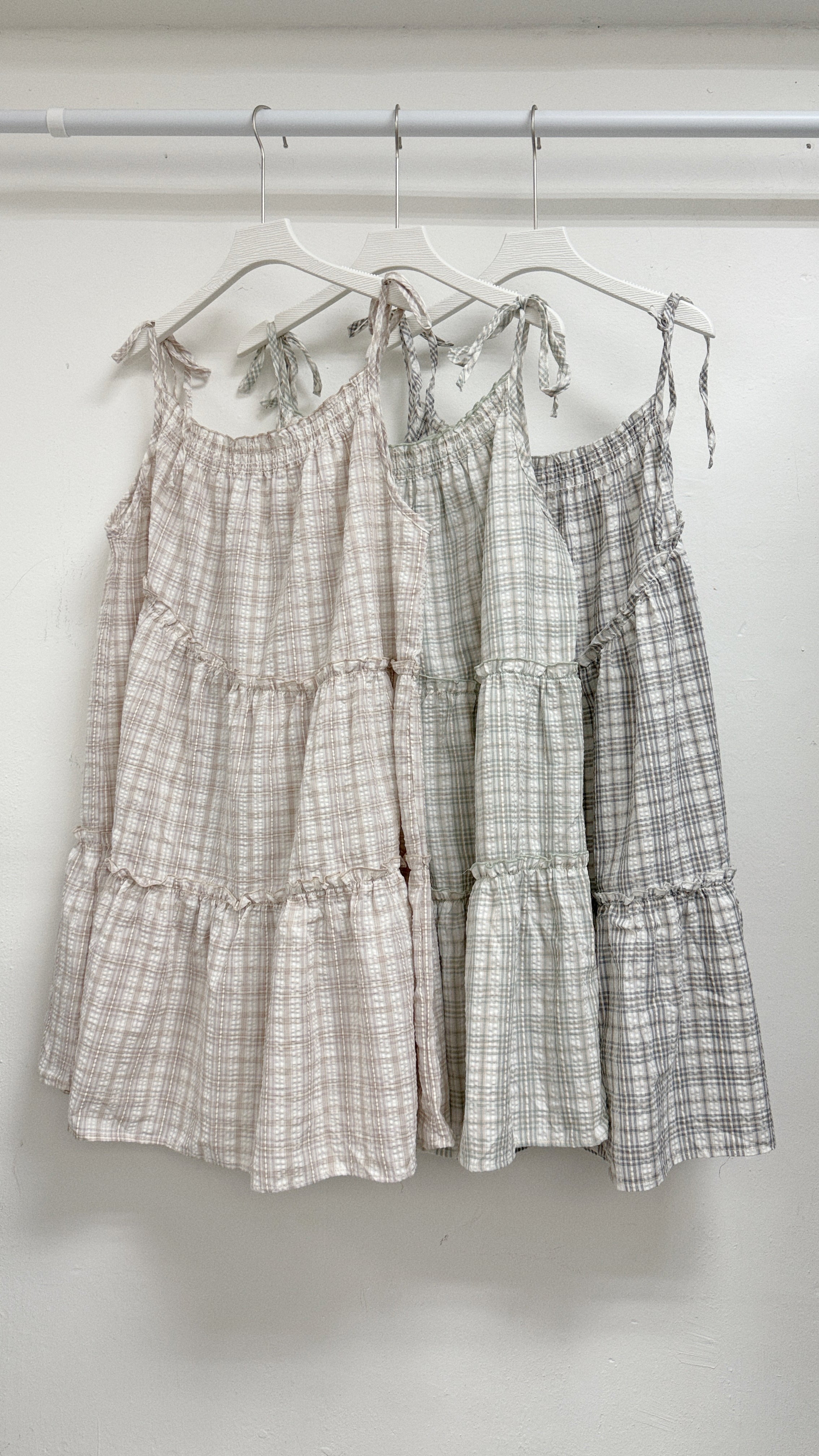 【SALE】不規則ruffle邊格紋綁帶外搭丨綠